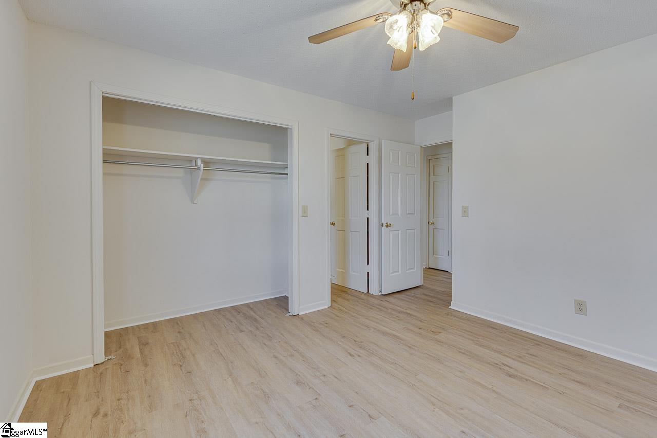 412 John Street Property Photo 13