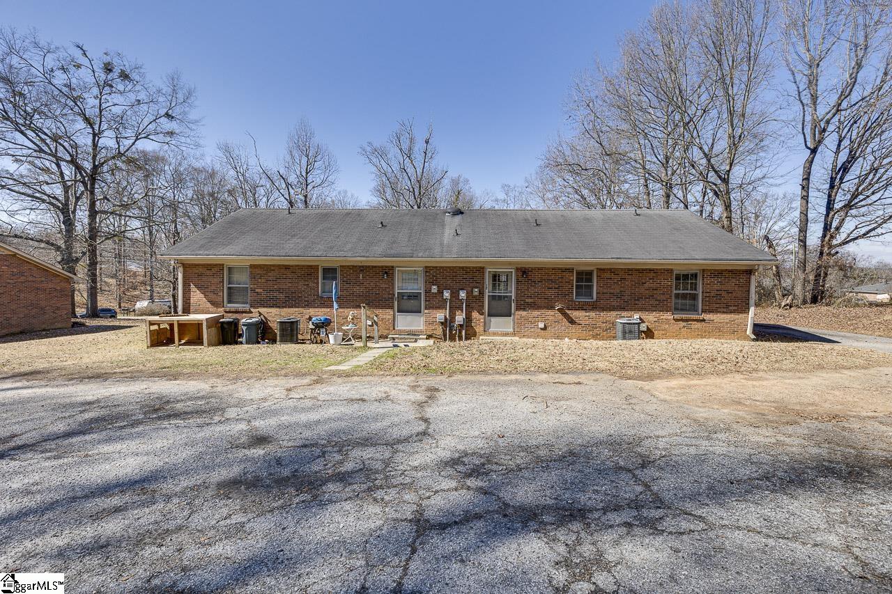 412 John Street Property Photo 16