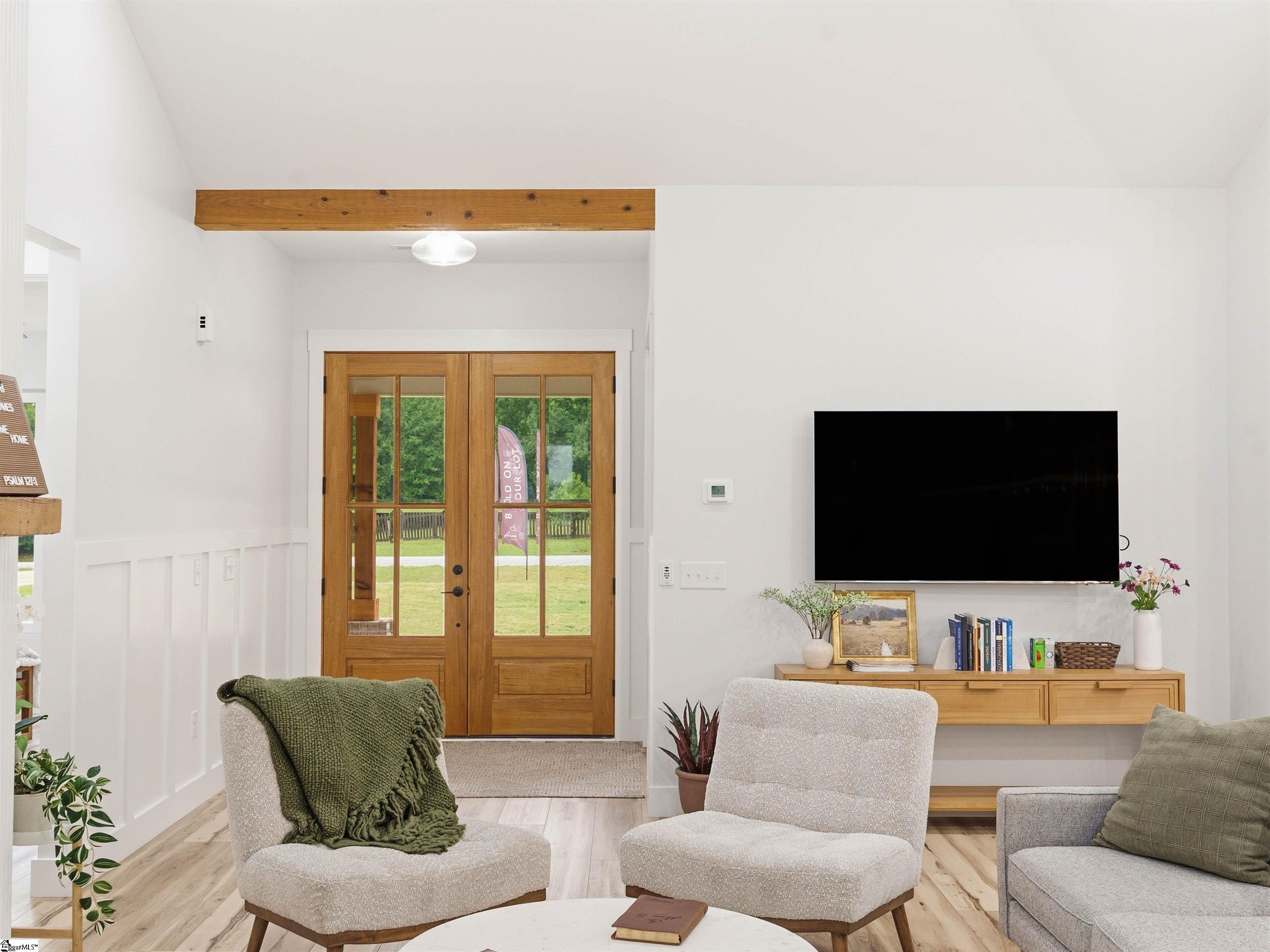 1090 Hickory Hollow Road Property Photo 7