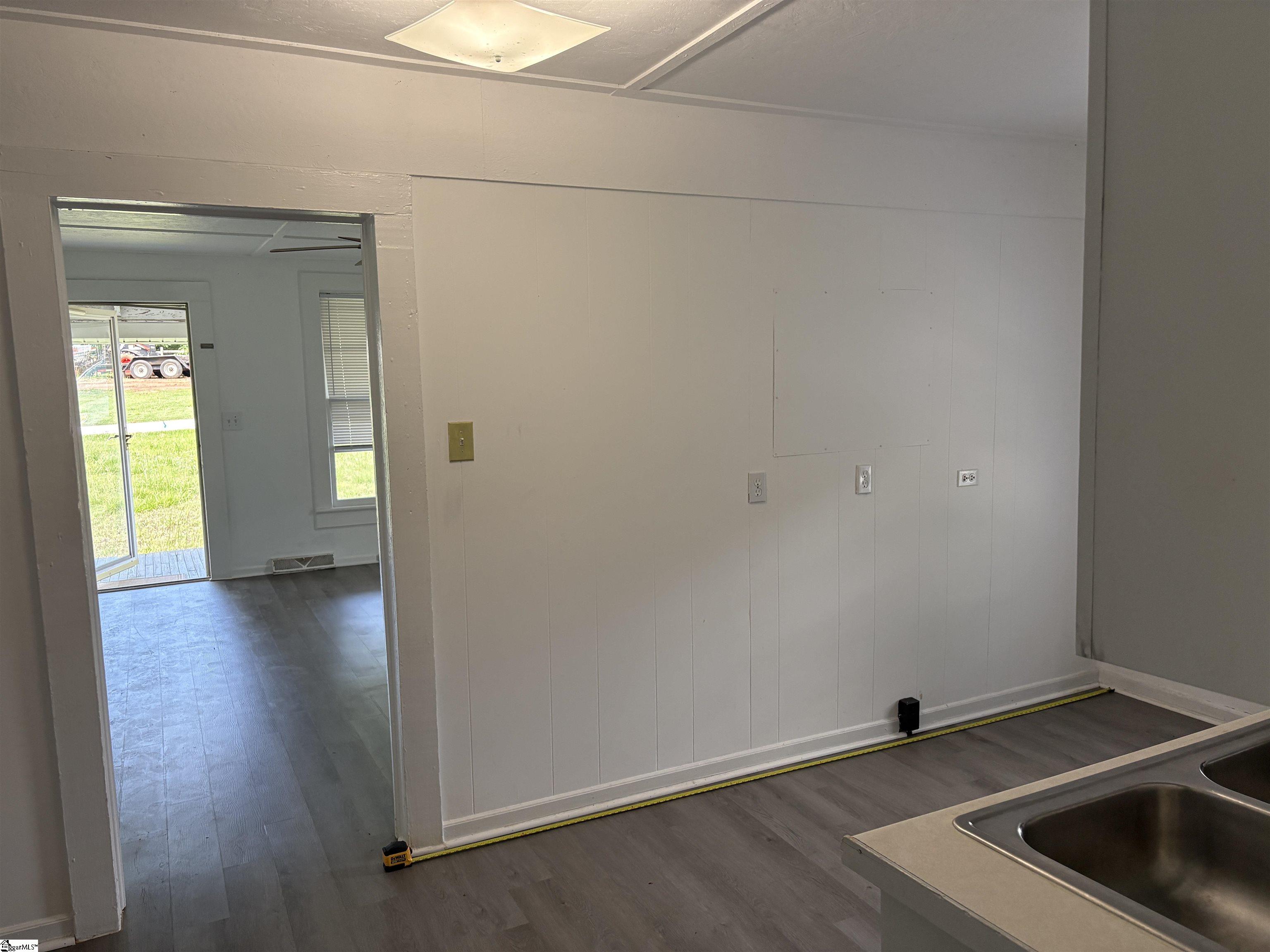 24 Adger Street Property Photo 5