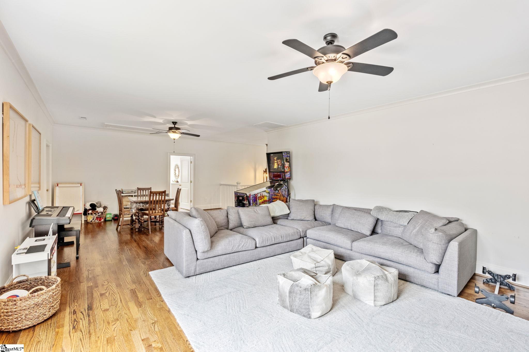 1 Fairview Avenue Property Photo 34