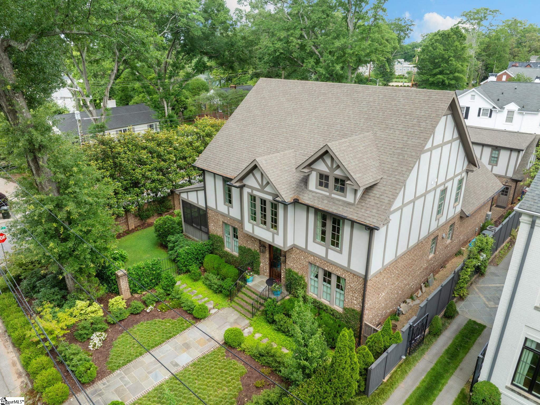 1 Fairview Avenue Property Photo 45
