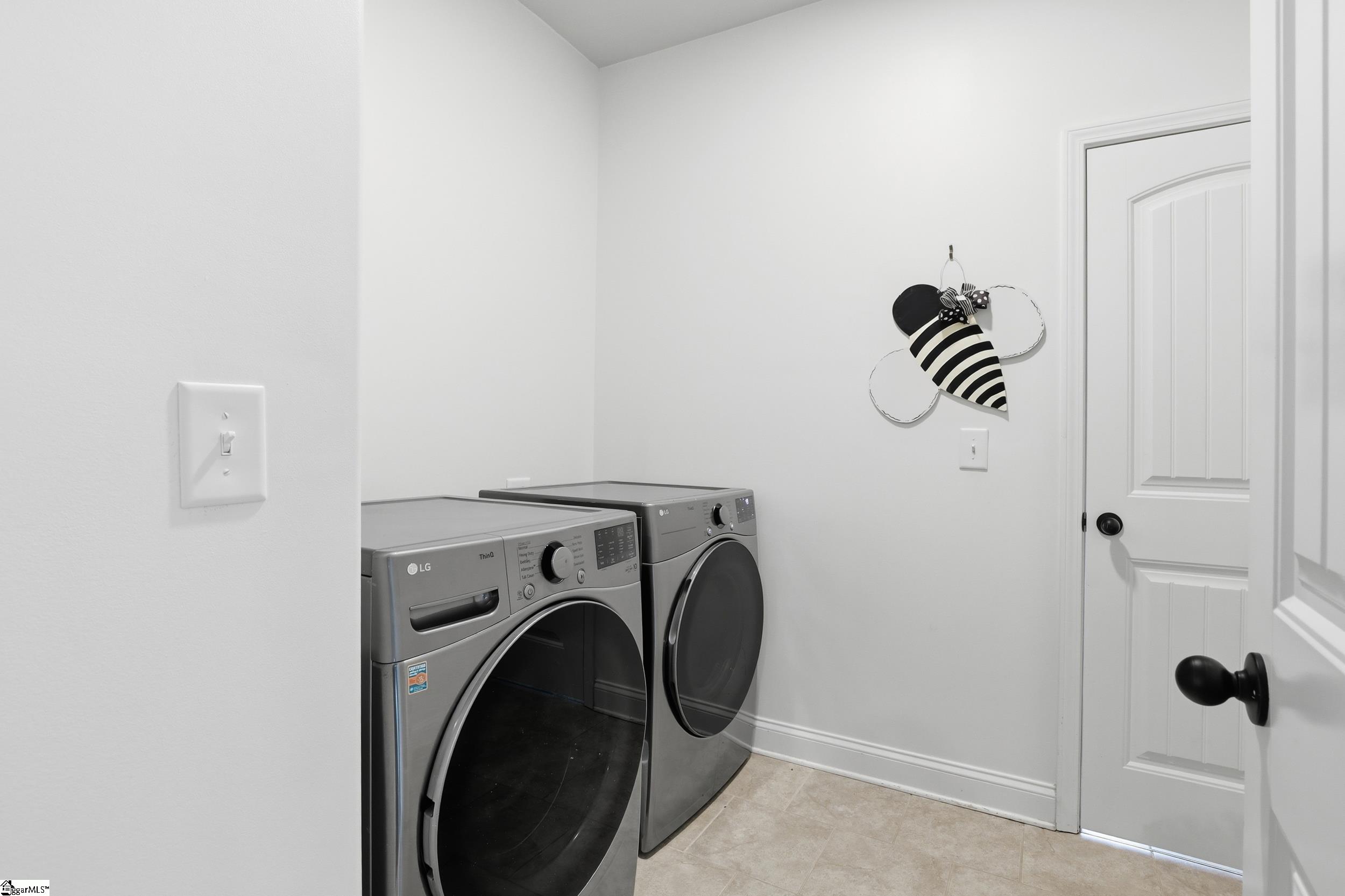 247 Ivy Woods Court Property Photo 42