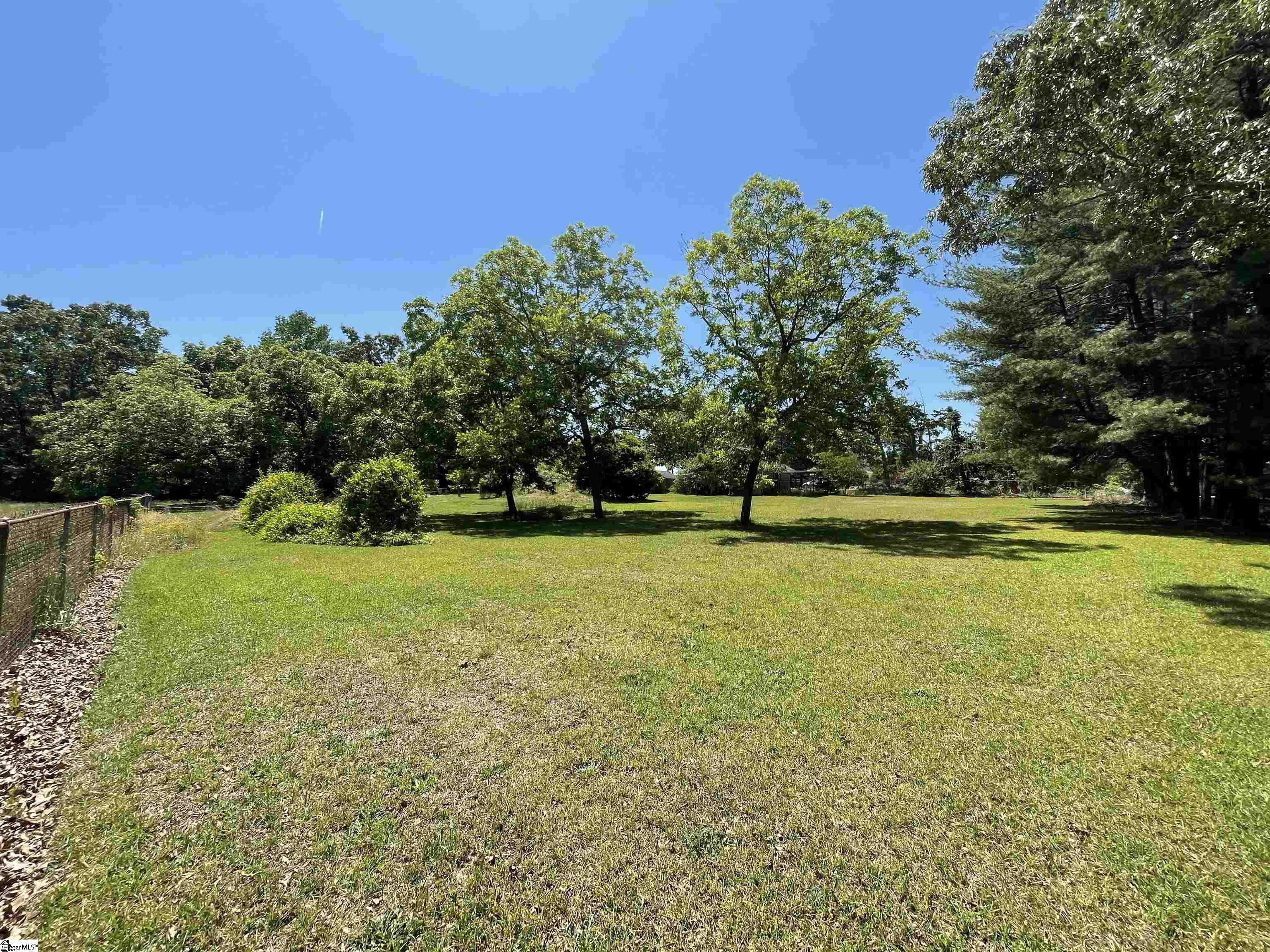 1006 Garlington Road Property Photo 16