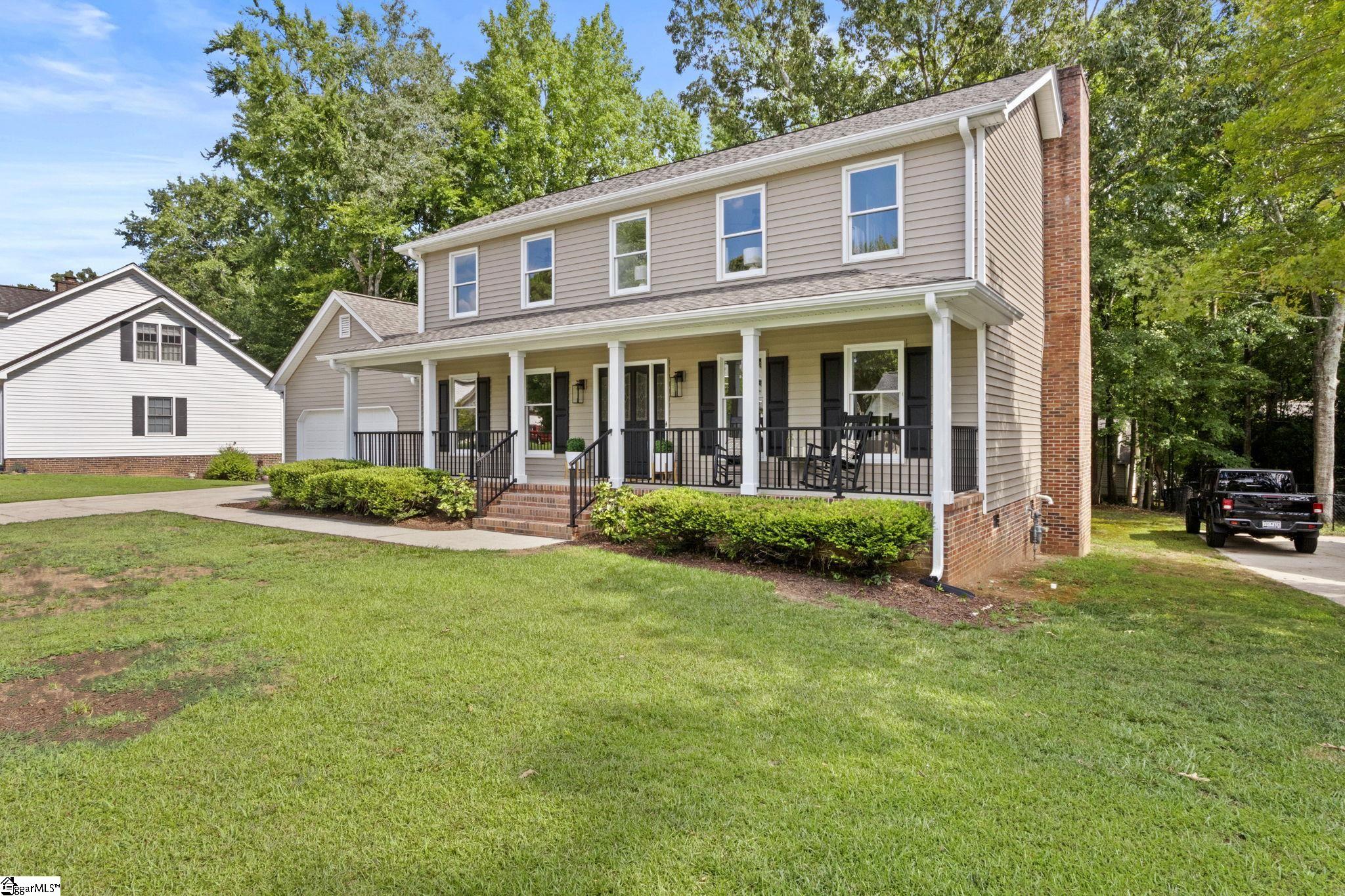 109 Chase Woods Court