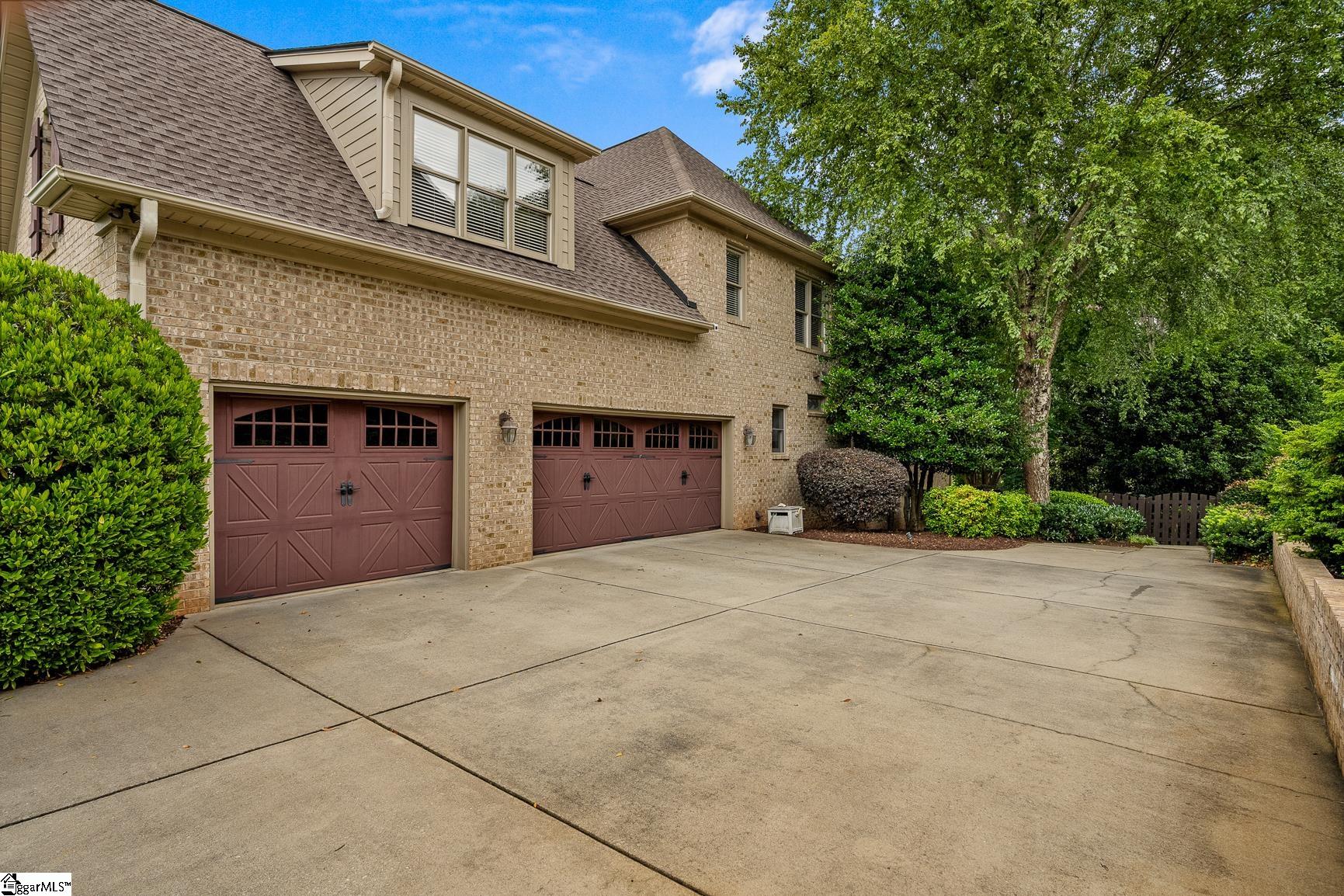 208 Riverstone Way Property Photo 44