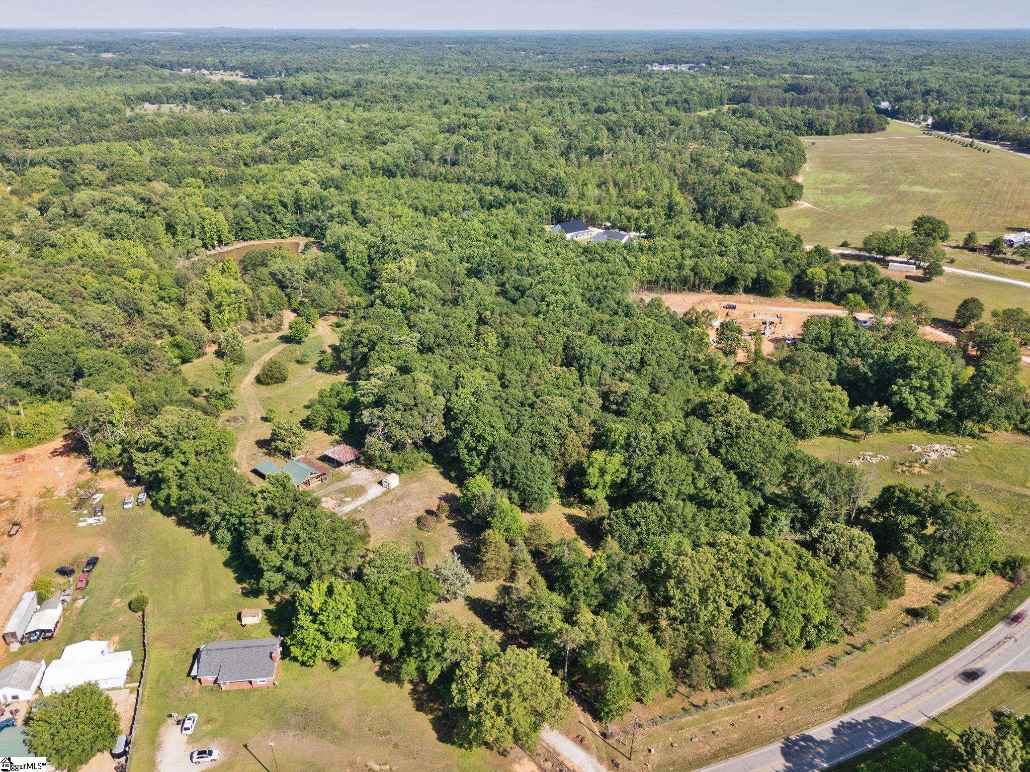 1805 Fairview Road Property Photo 11