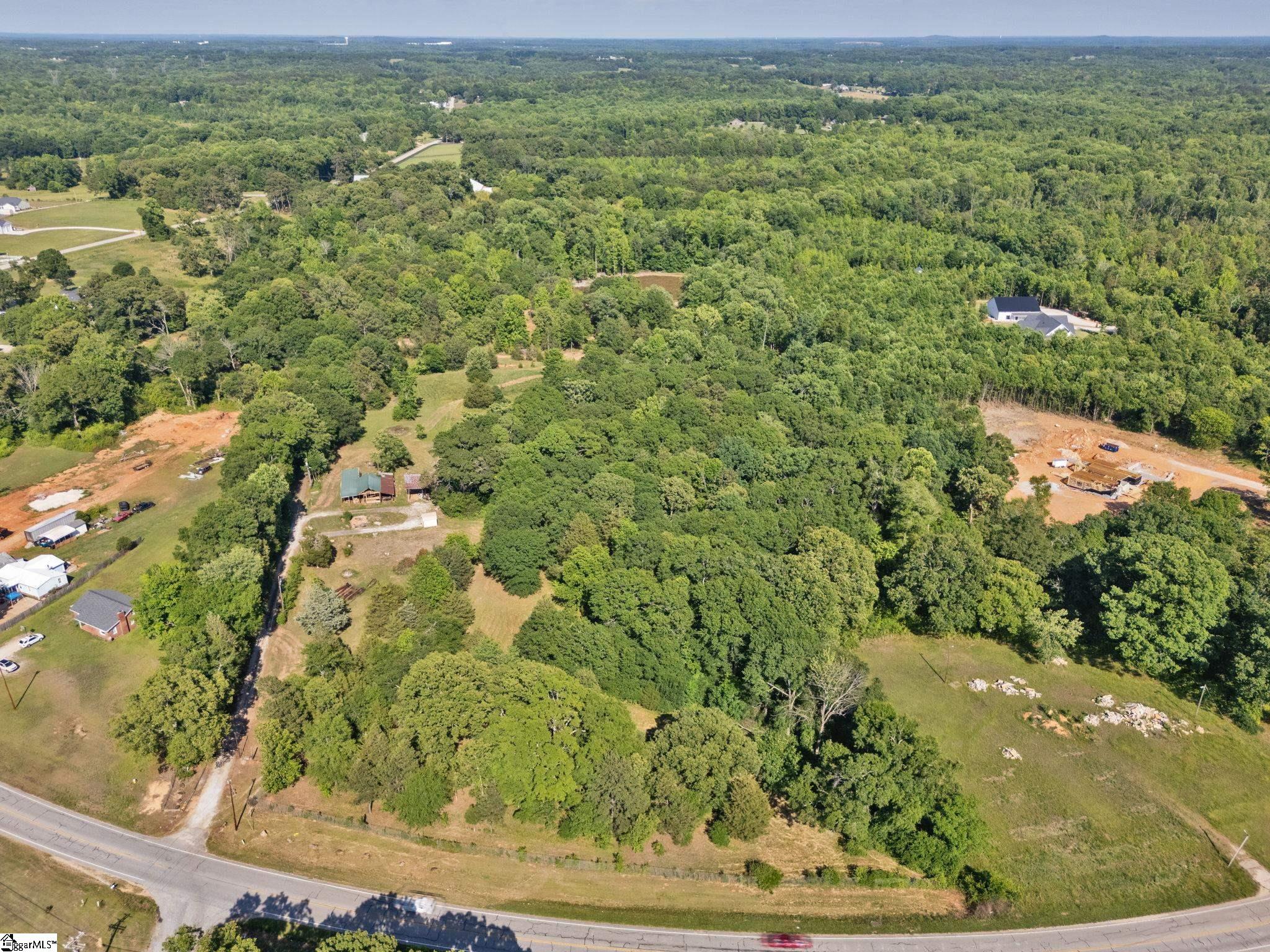 1805 Fairview Road Property Photo 12