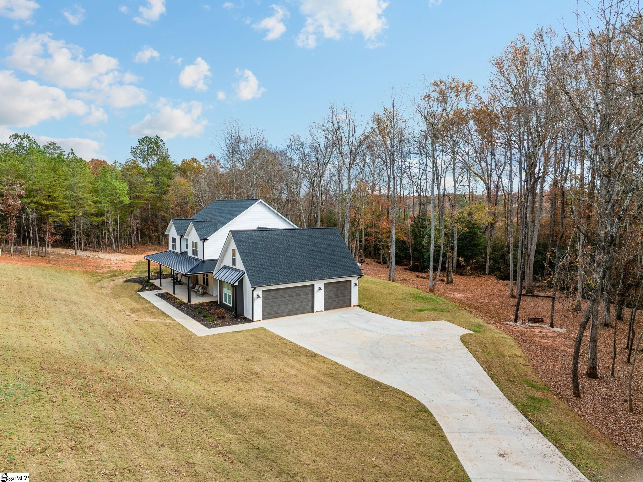 1502a Groce Meadow Road Property Photo 4
