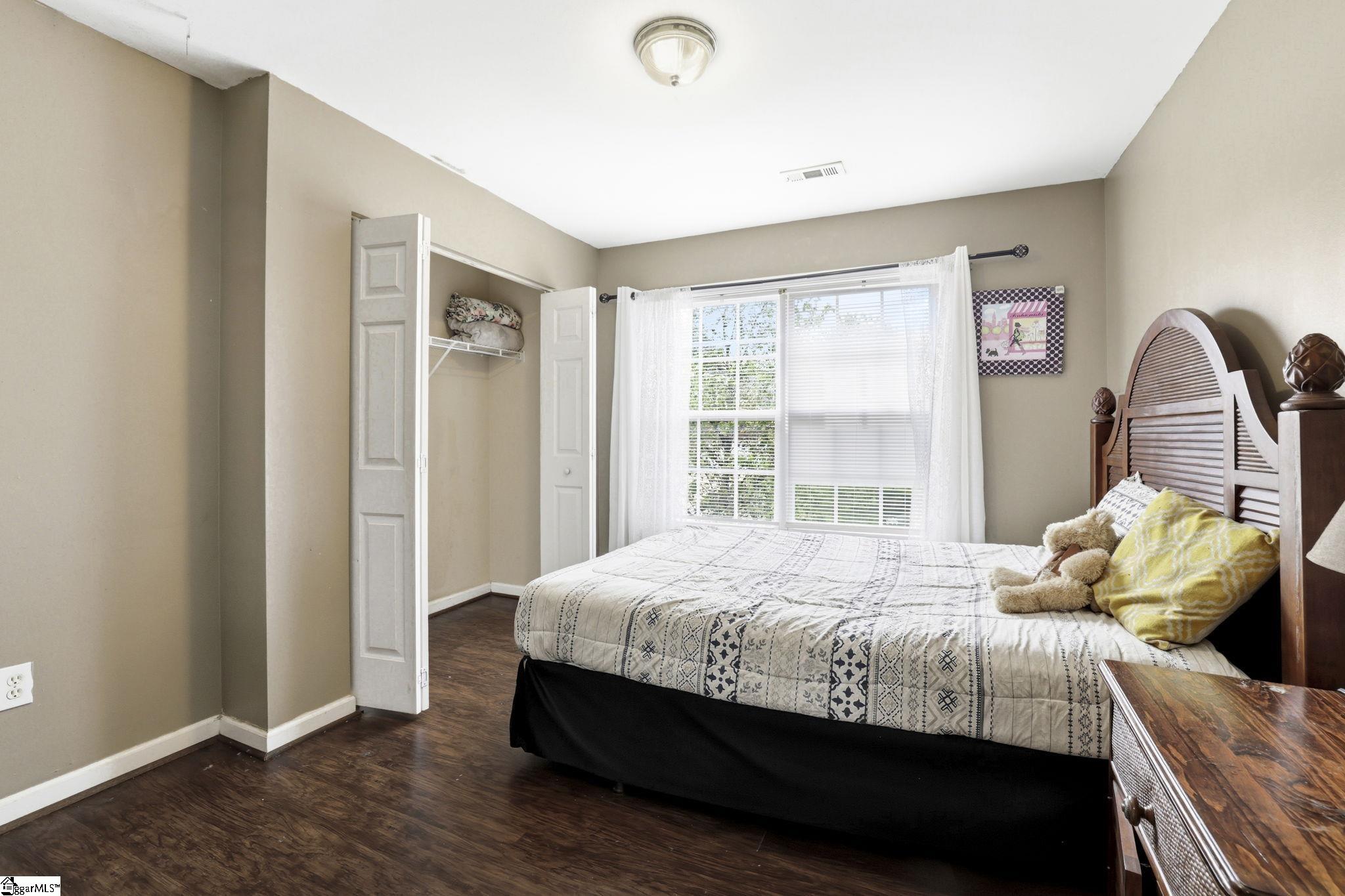 104 Rolling Oak Drive Property Photo 33