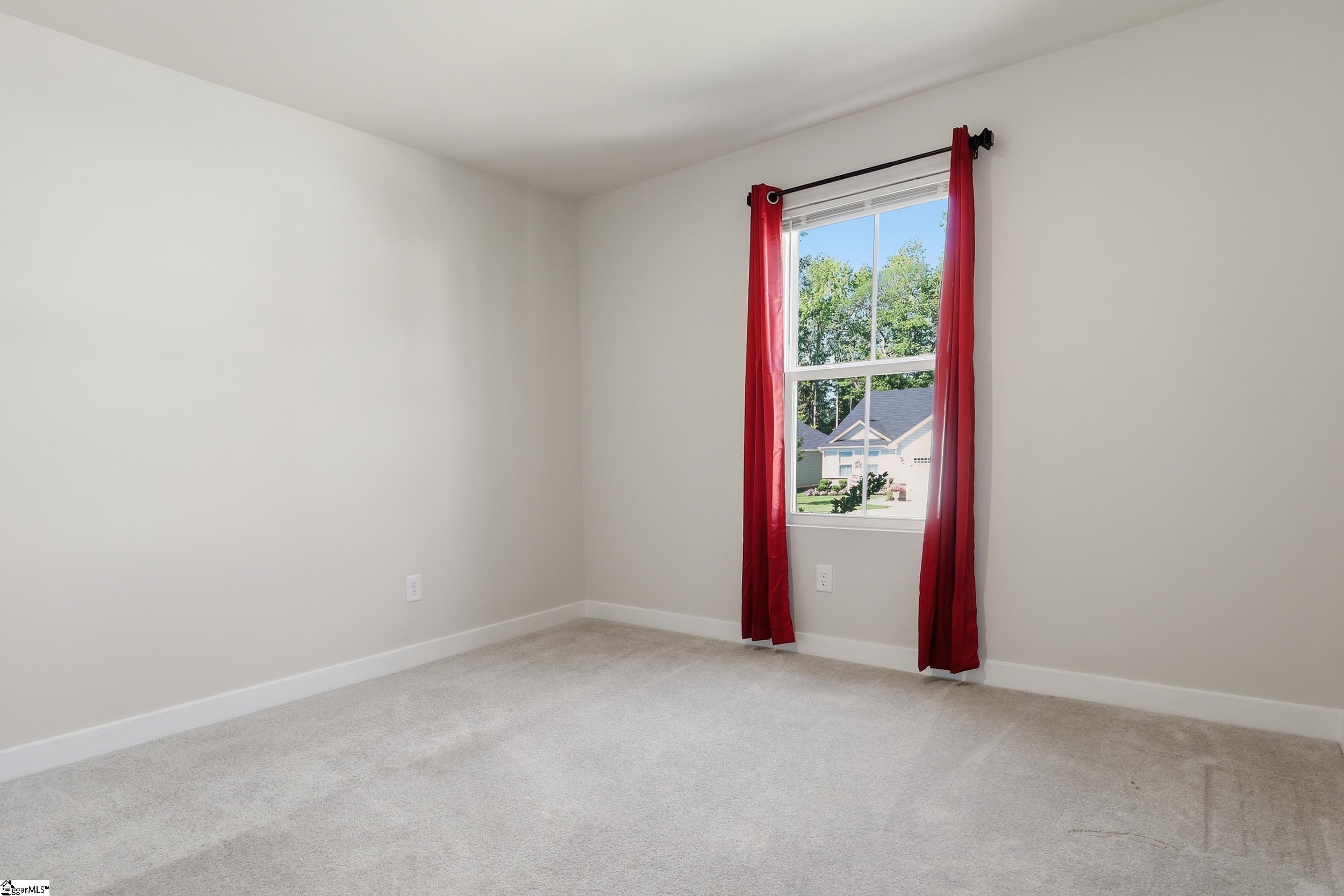 202 Southwell Street Property Photo 12