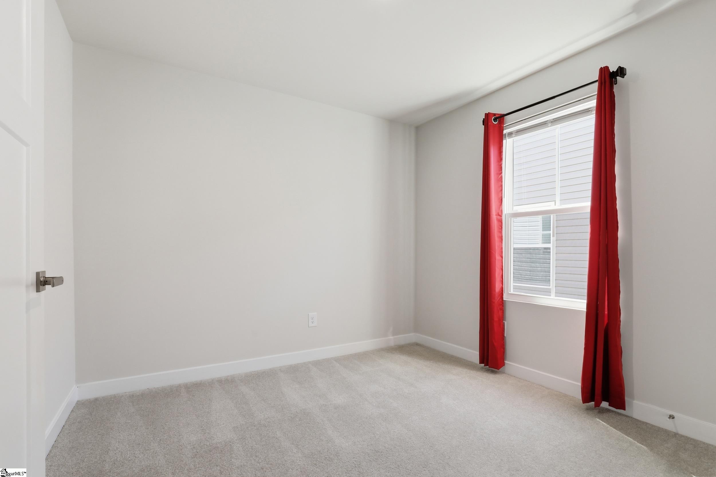 202 Southwell Street Property Photo 15