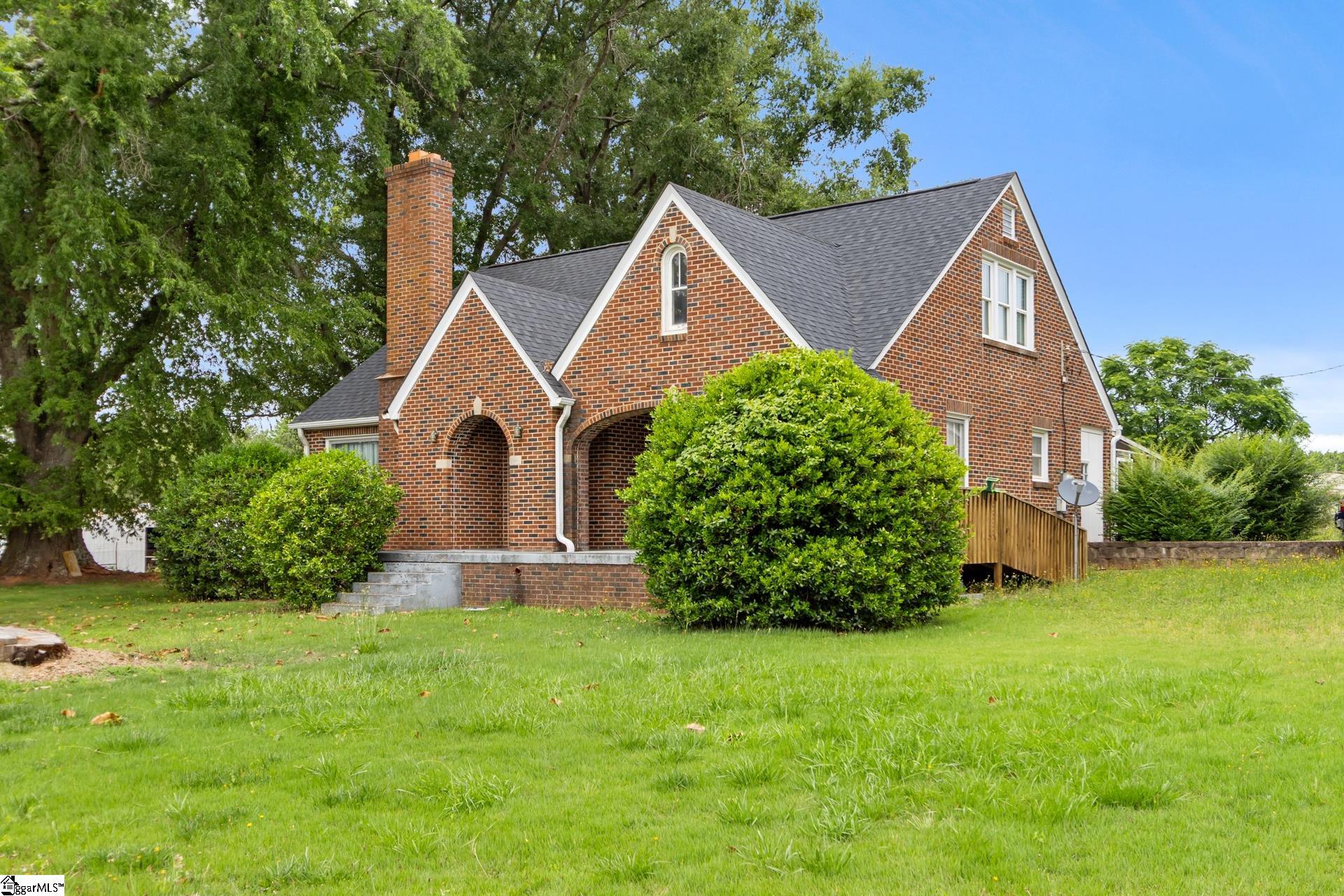 1301 Old Airport Road Property Photo 10