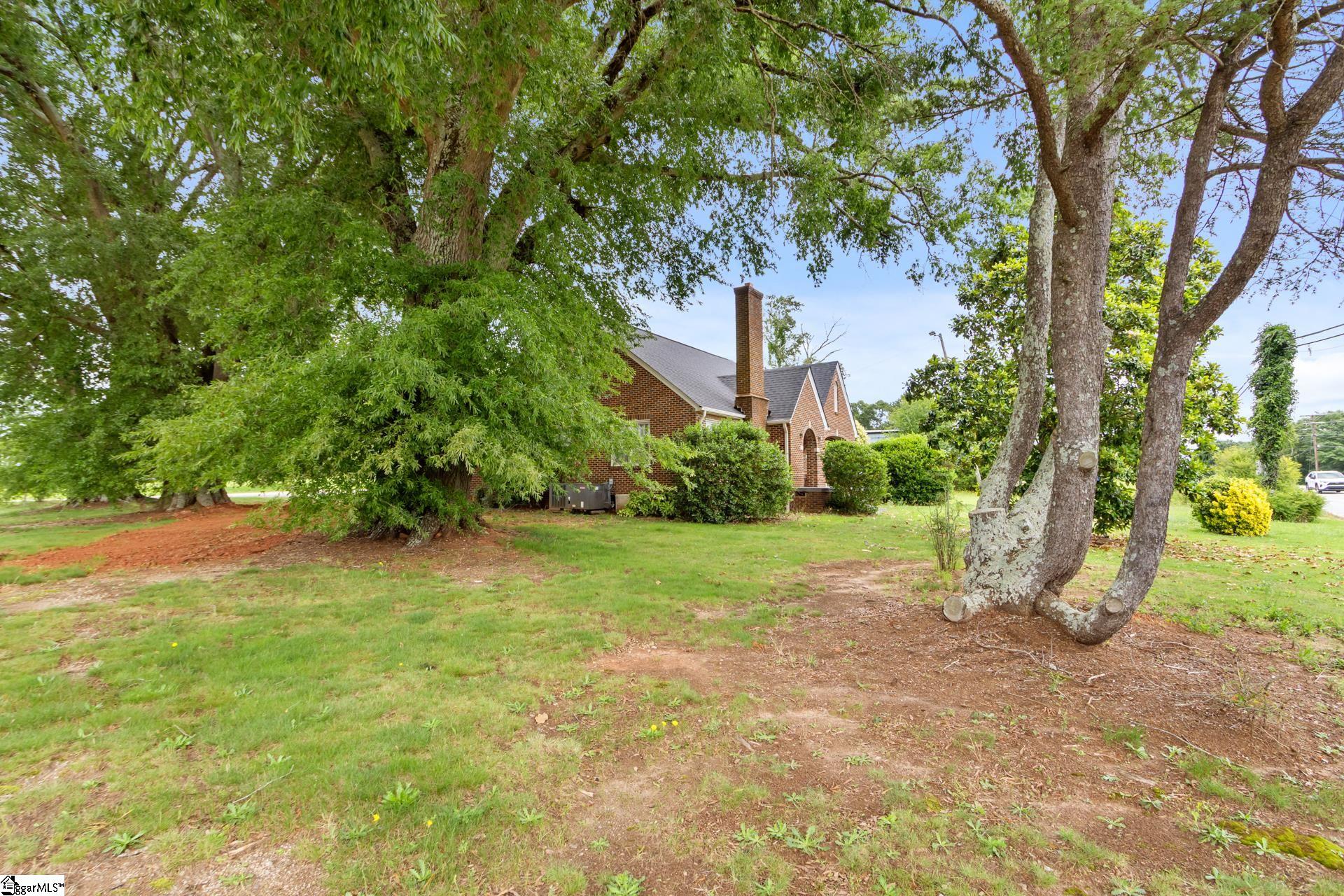 1301 Old Airport Road Property Photo 11