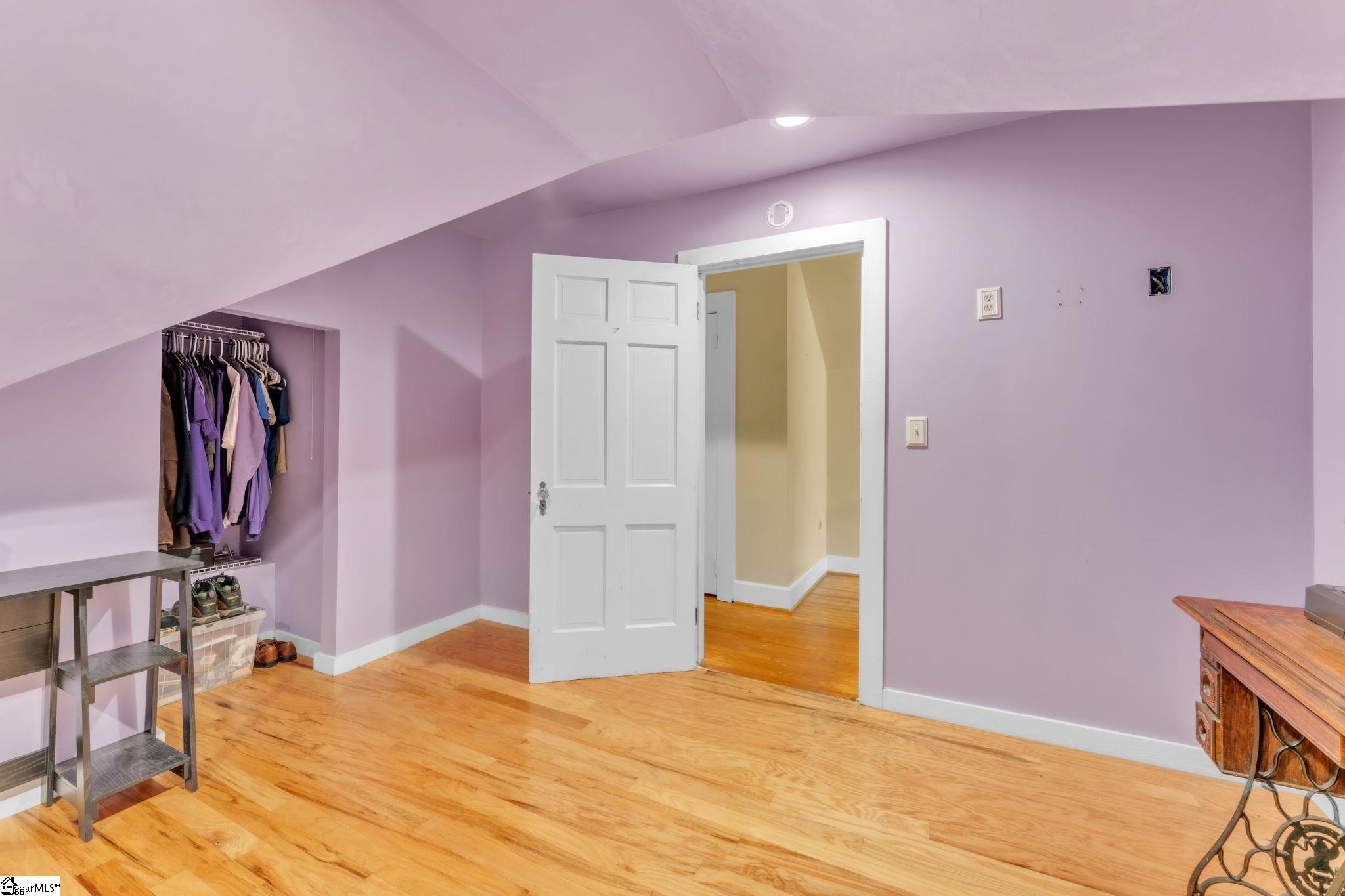 206 W Farley Avenue Property Photo 25