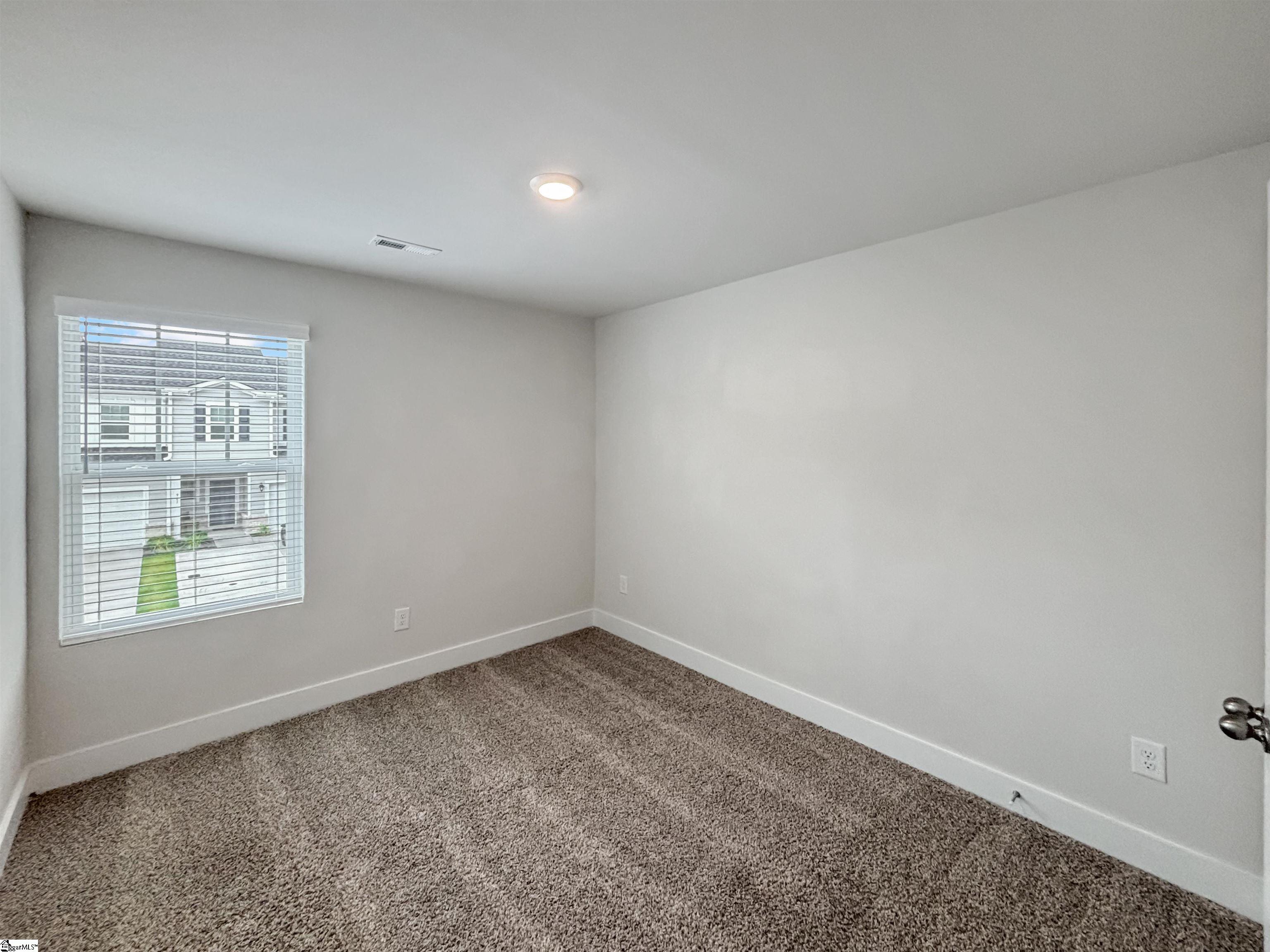 1593883 Property Photo 7
