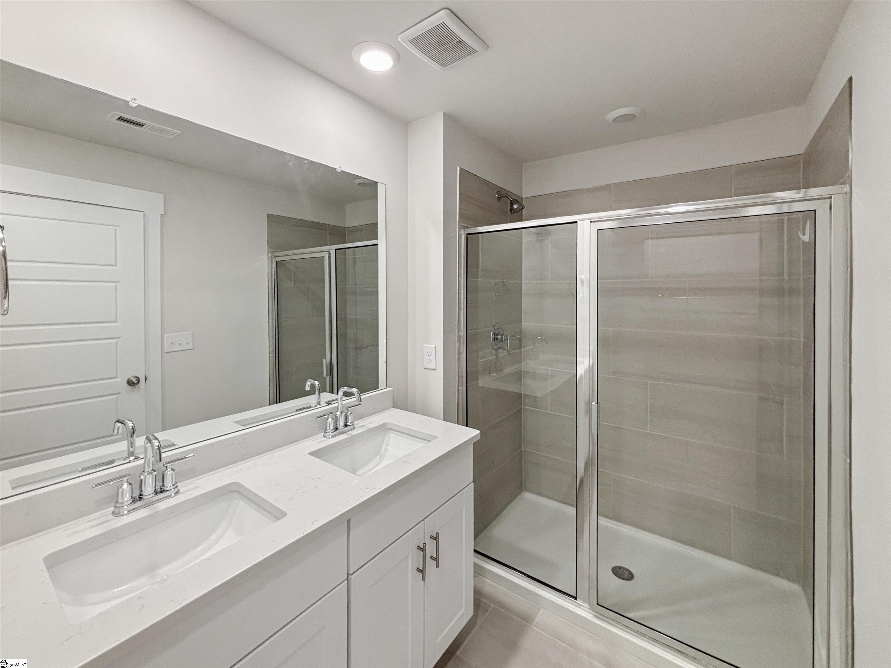 1593883 Property Photo 10