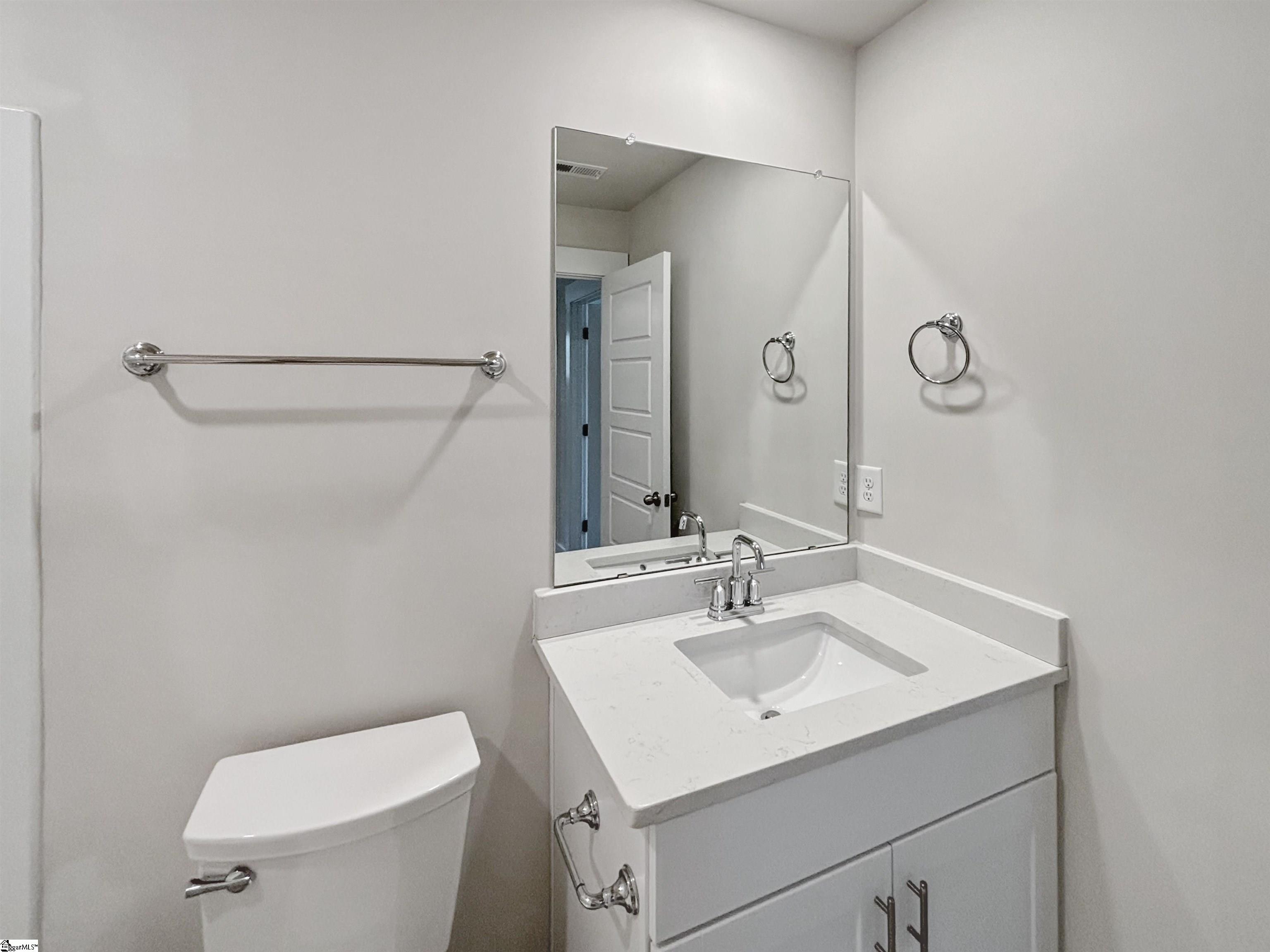 1593883 Property Photo 12