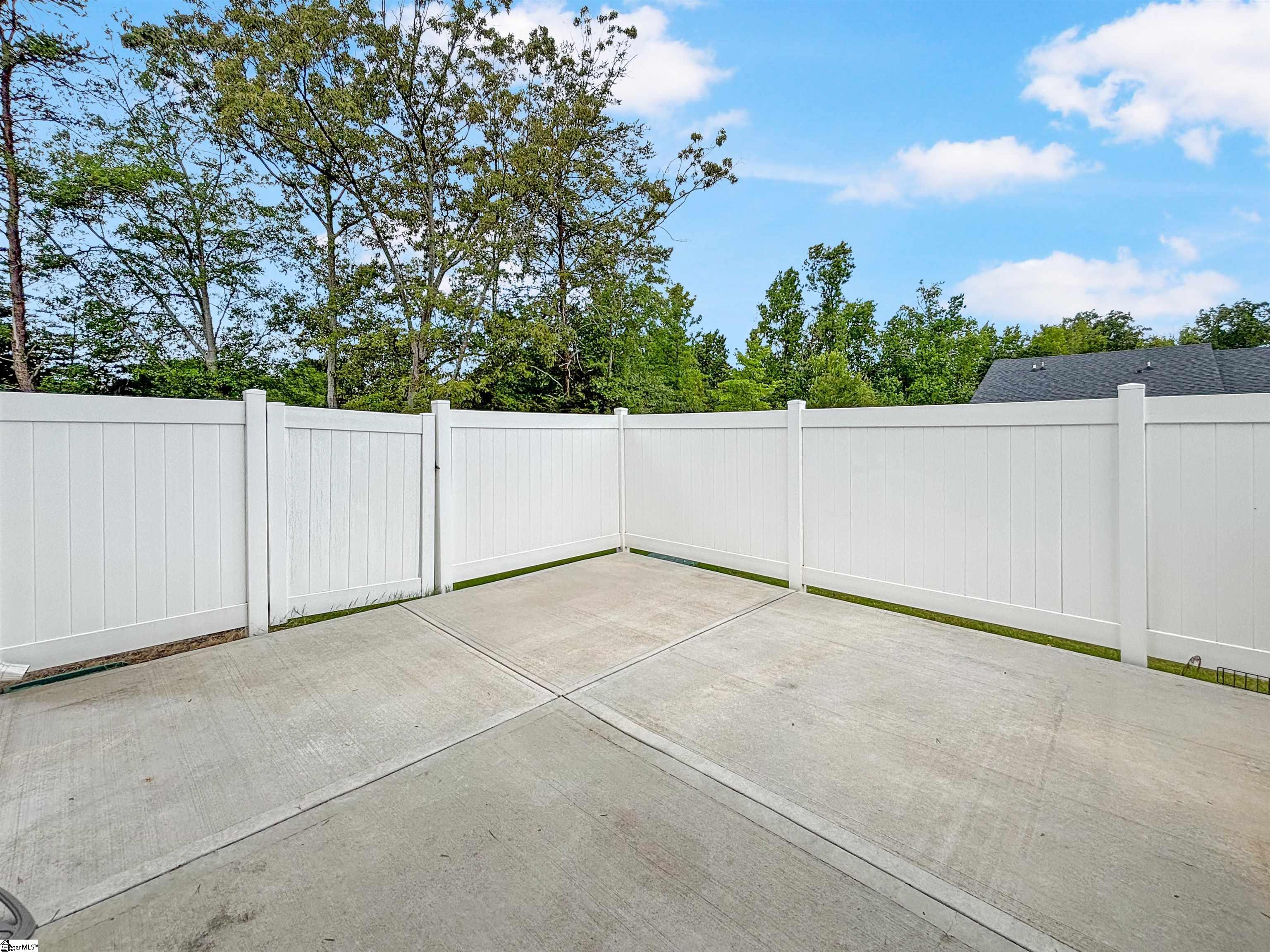 1593883 Property Photo 15