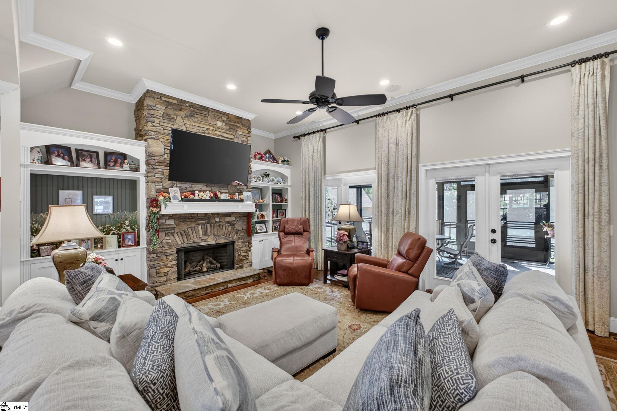 2 Fox Hunt Lane Property Photo 10