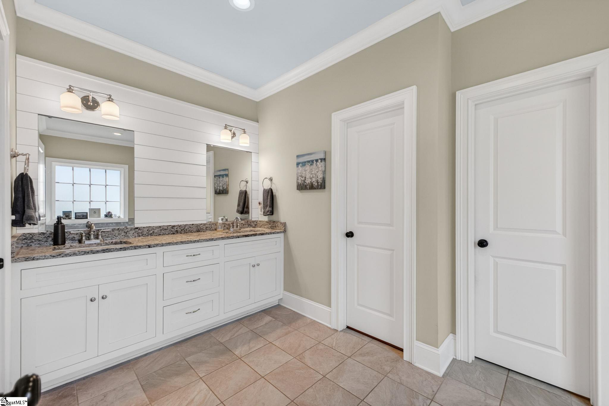 2 Fox Hunt Lane Property Photo 22