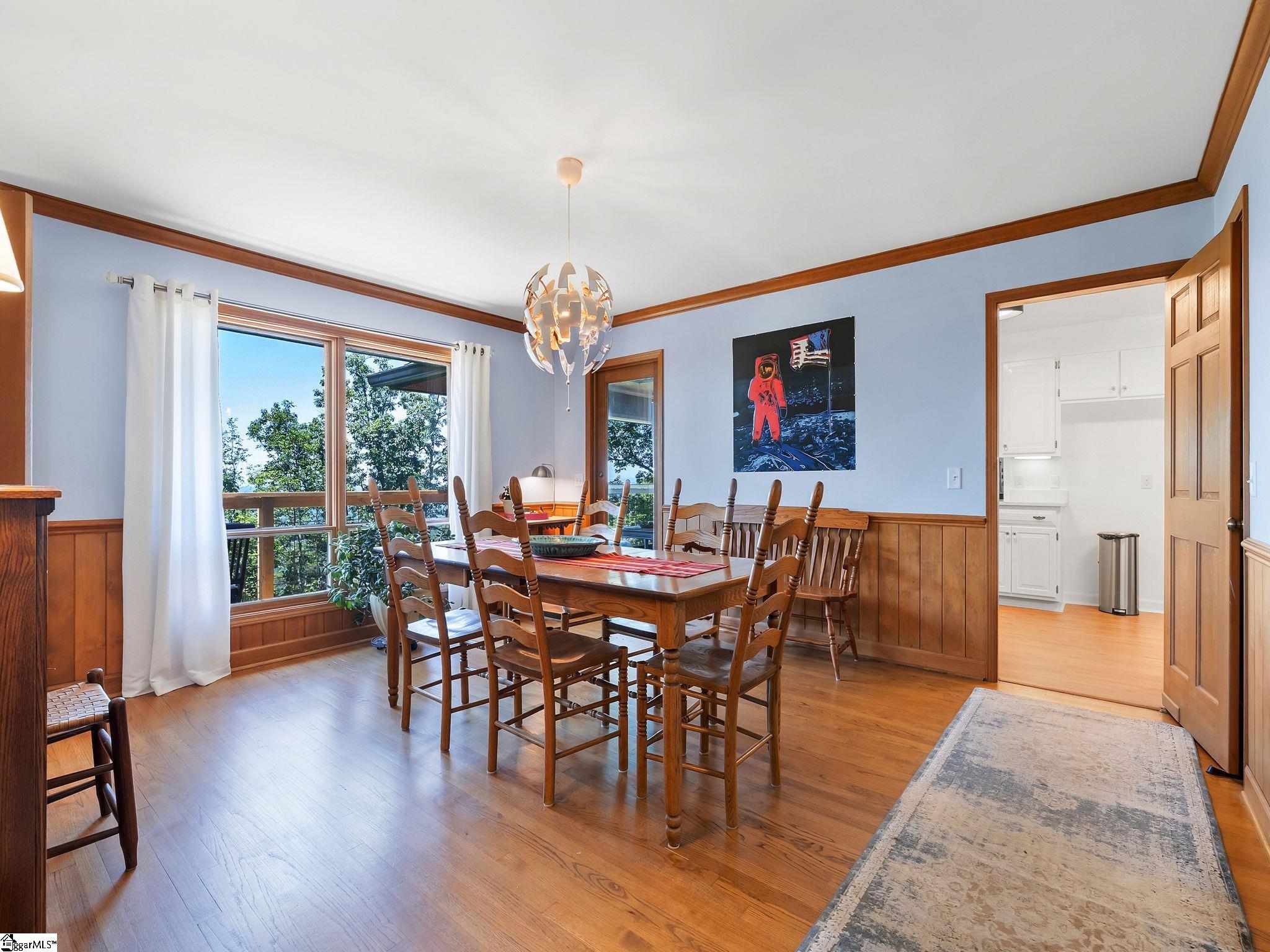 875 Altamont Road Property Photo 15