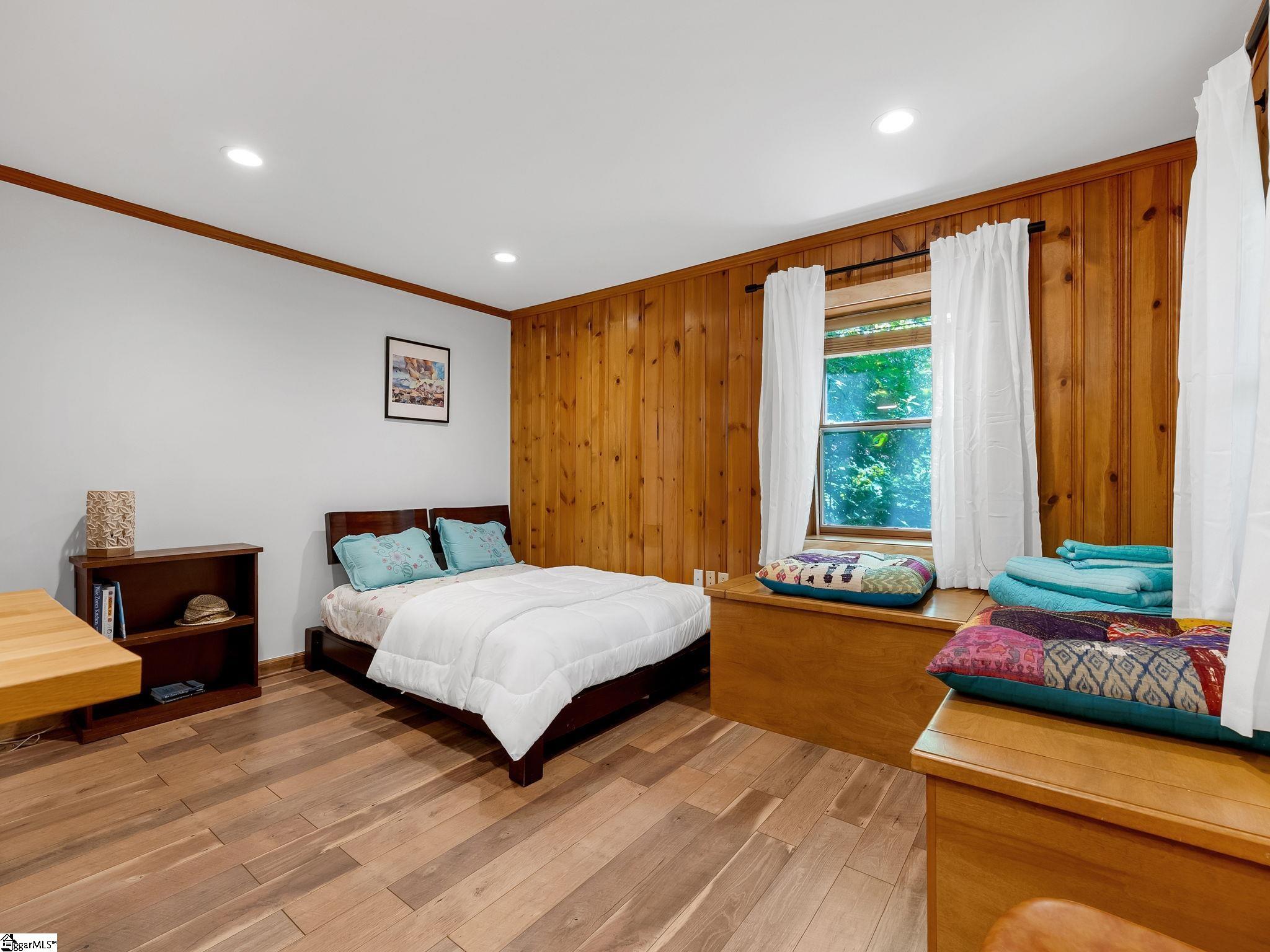 875 Altamont Road Property Photo 34