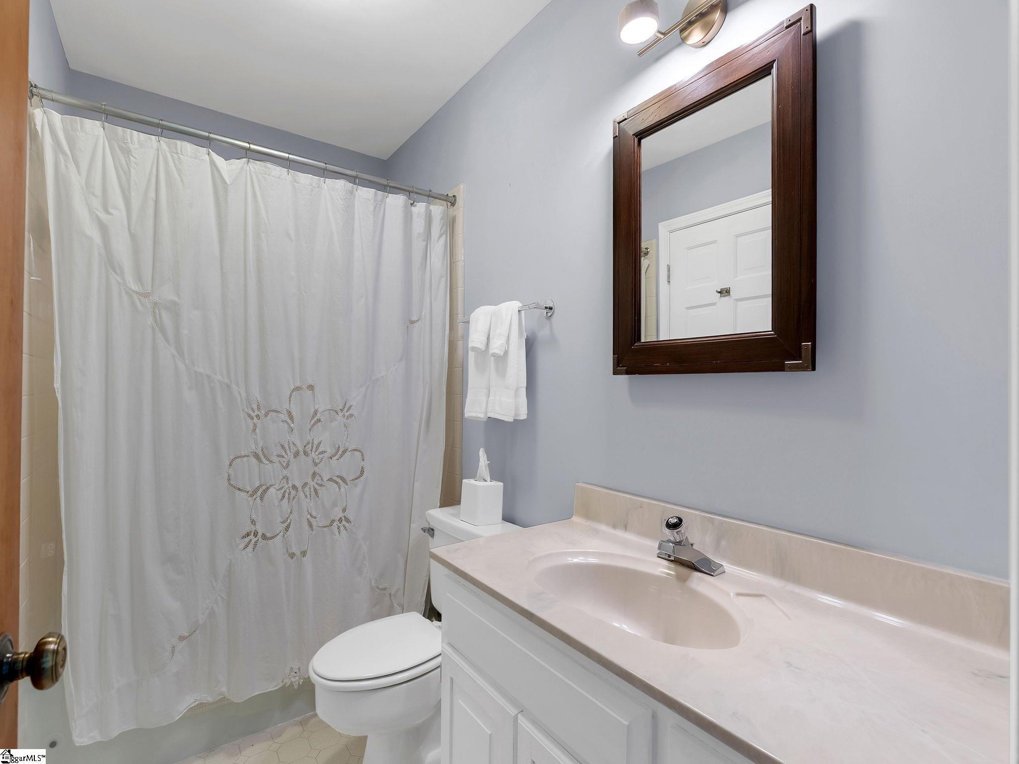 875 Altamont Road Property Photo 39