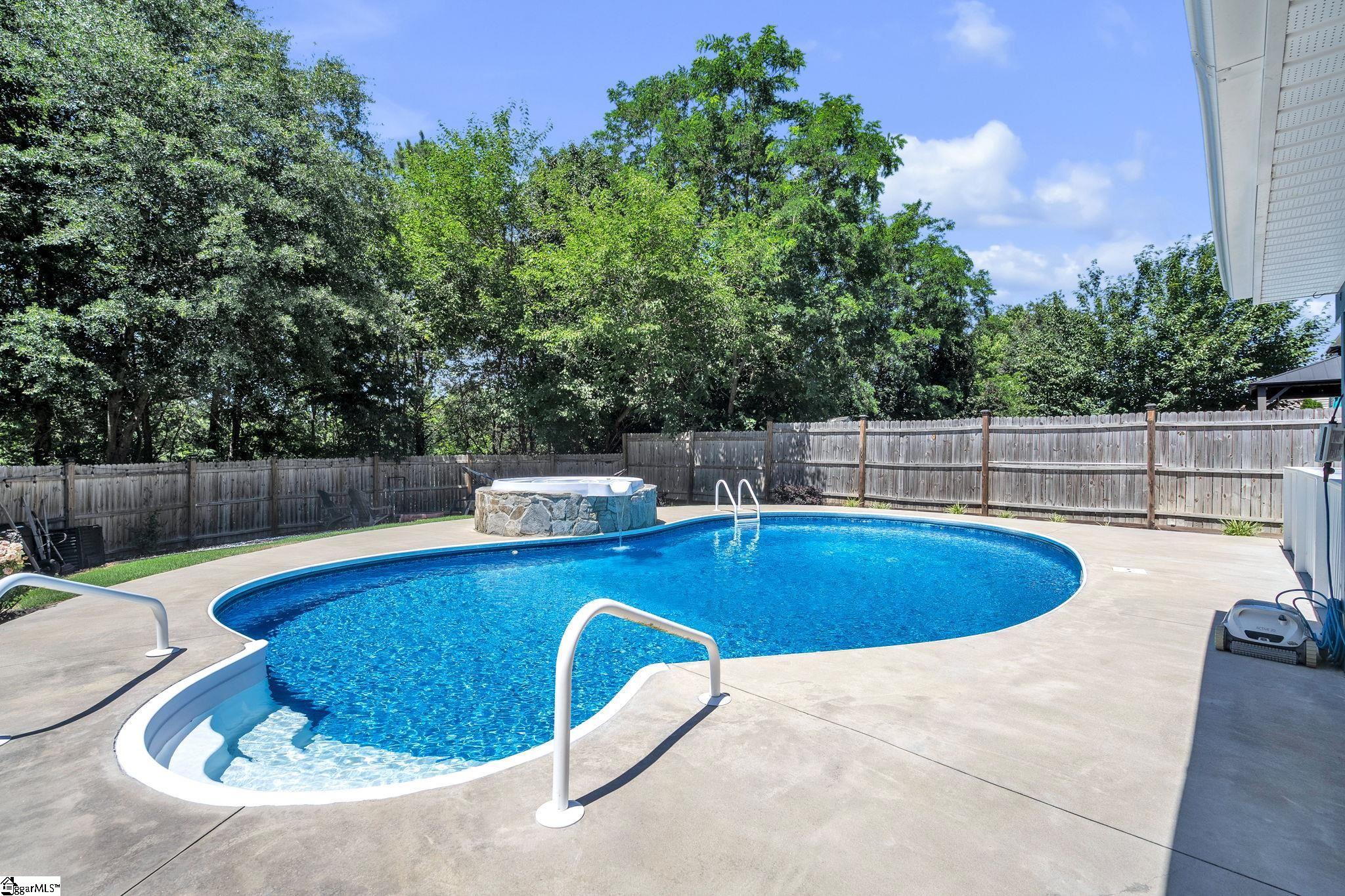 15 Willow Bend Drive Property Photo 26