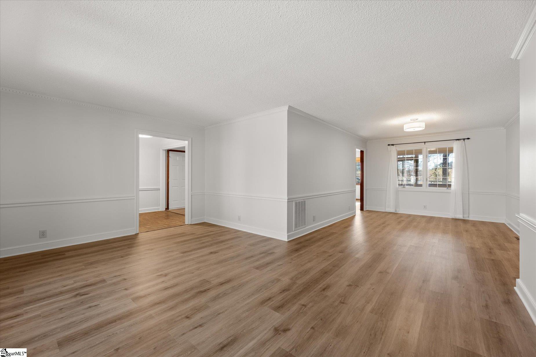 208 Yellow Poplar Court Property Photo 13