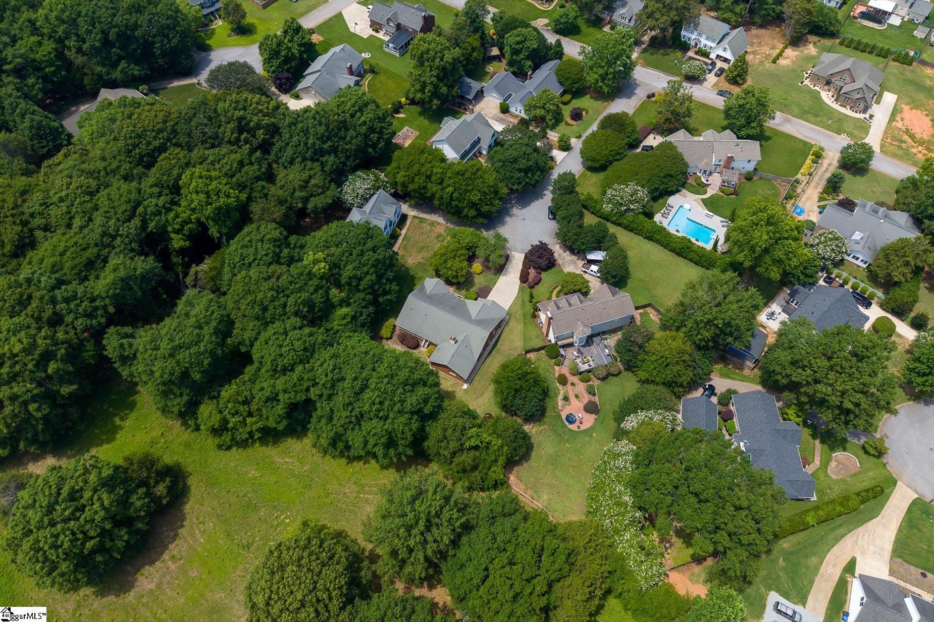 208 Yellow Poplar Court Property Photo 34