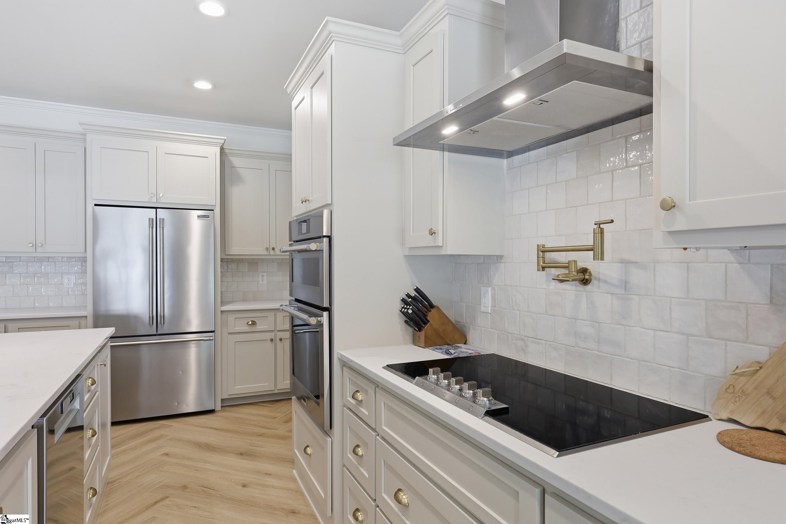 301 S Bennetts Bridge Road Property Photo 13