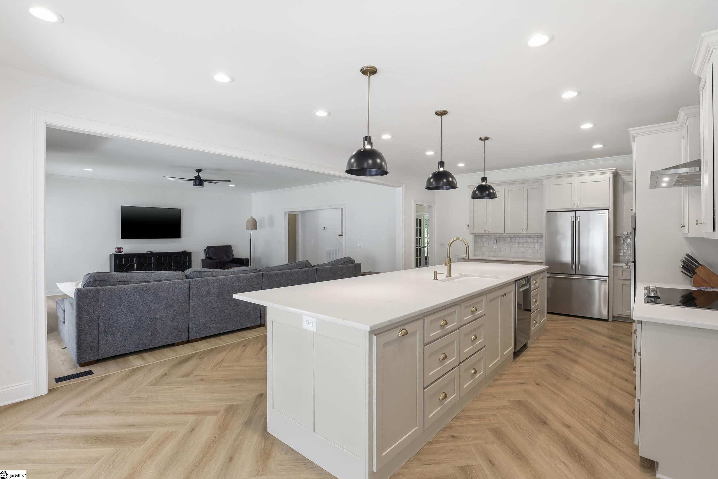 301 S Bennetts Bridge Road Property Photo 14