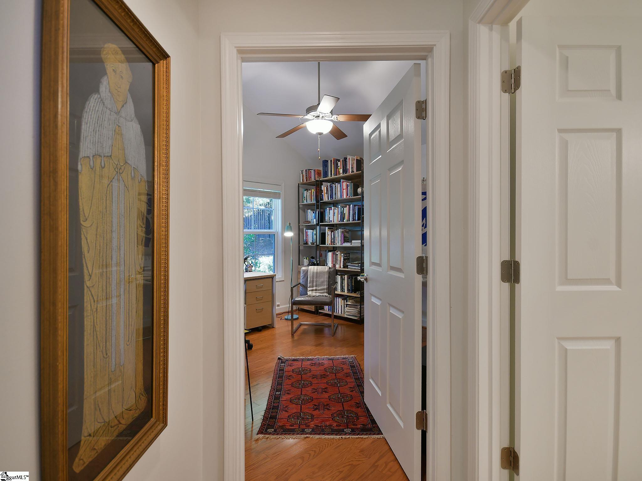 215 Sunset Glory Lane Property Photo 19