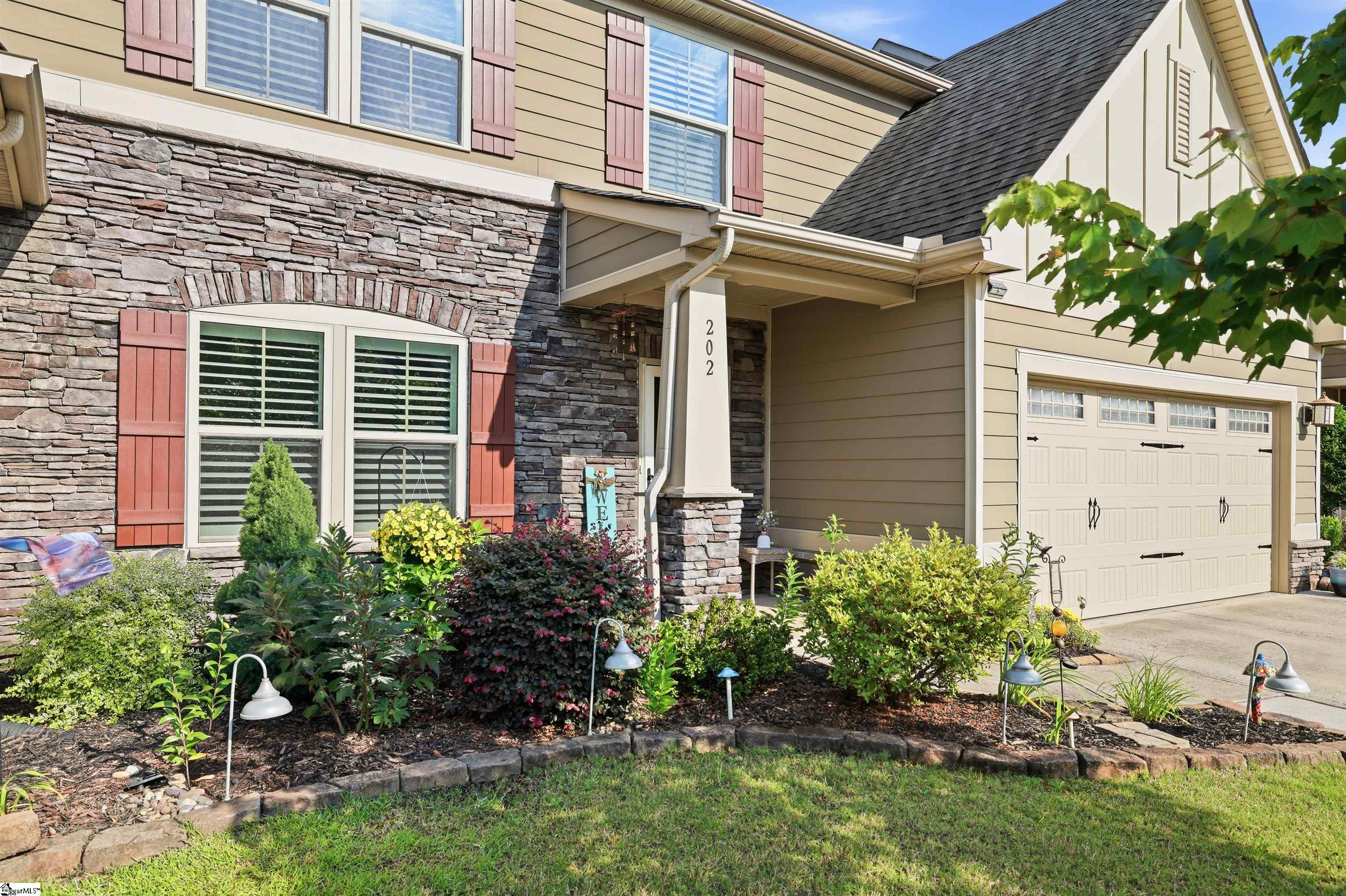 202 Ragin Court Property Photo 3