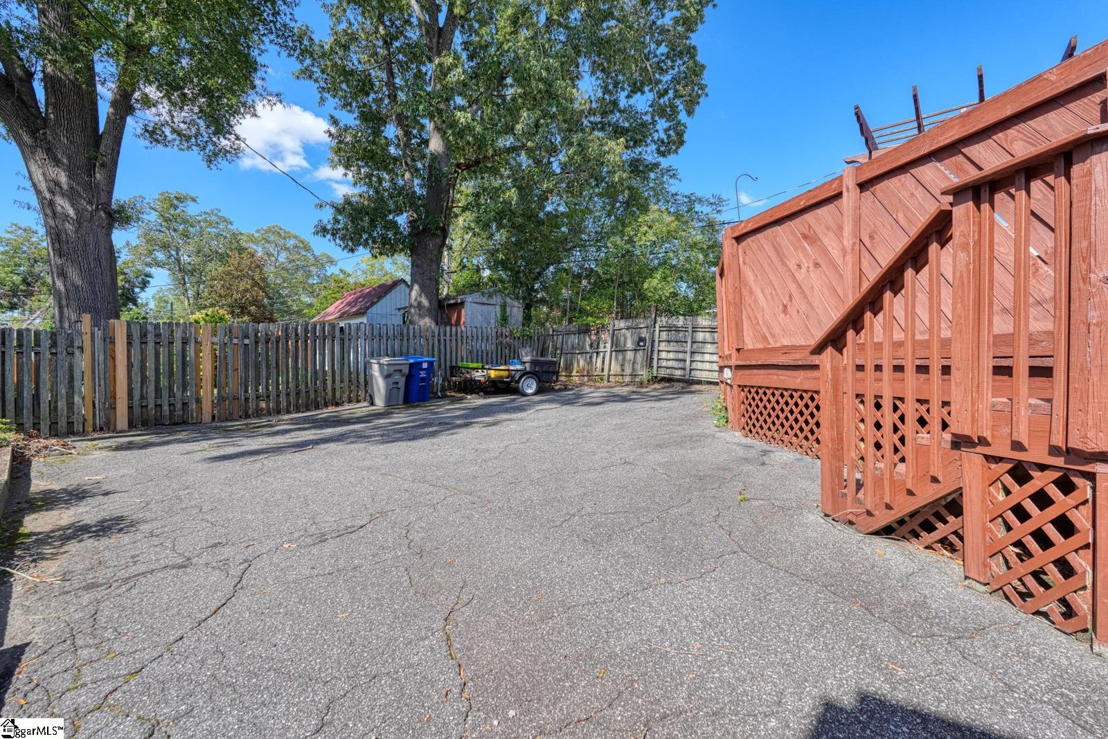 120 Connecticut Avenue Property Photo 44