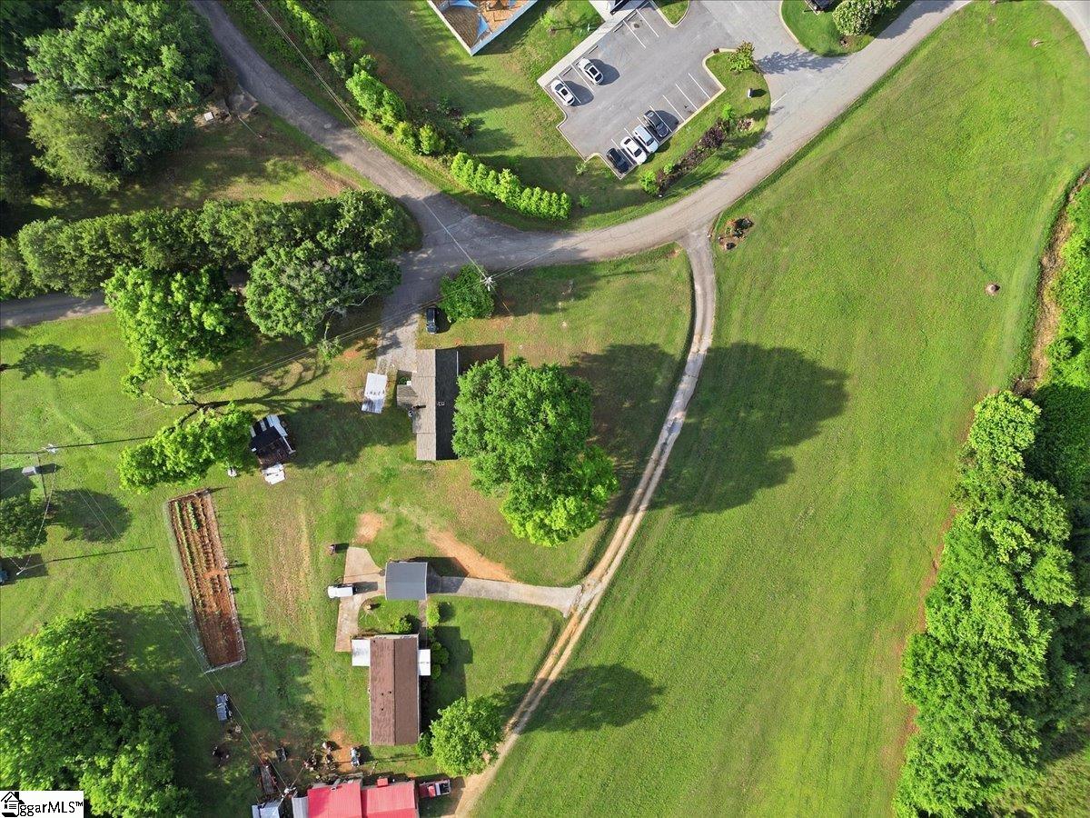 203 Jackson Drive Property Photo 8