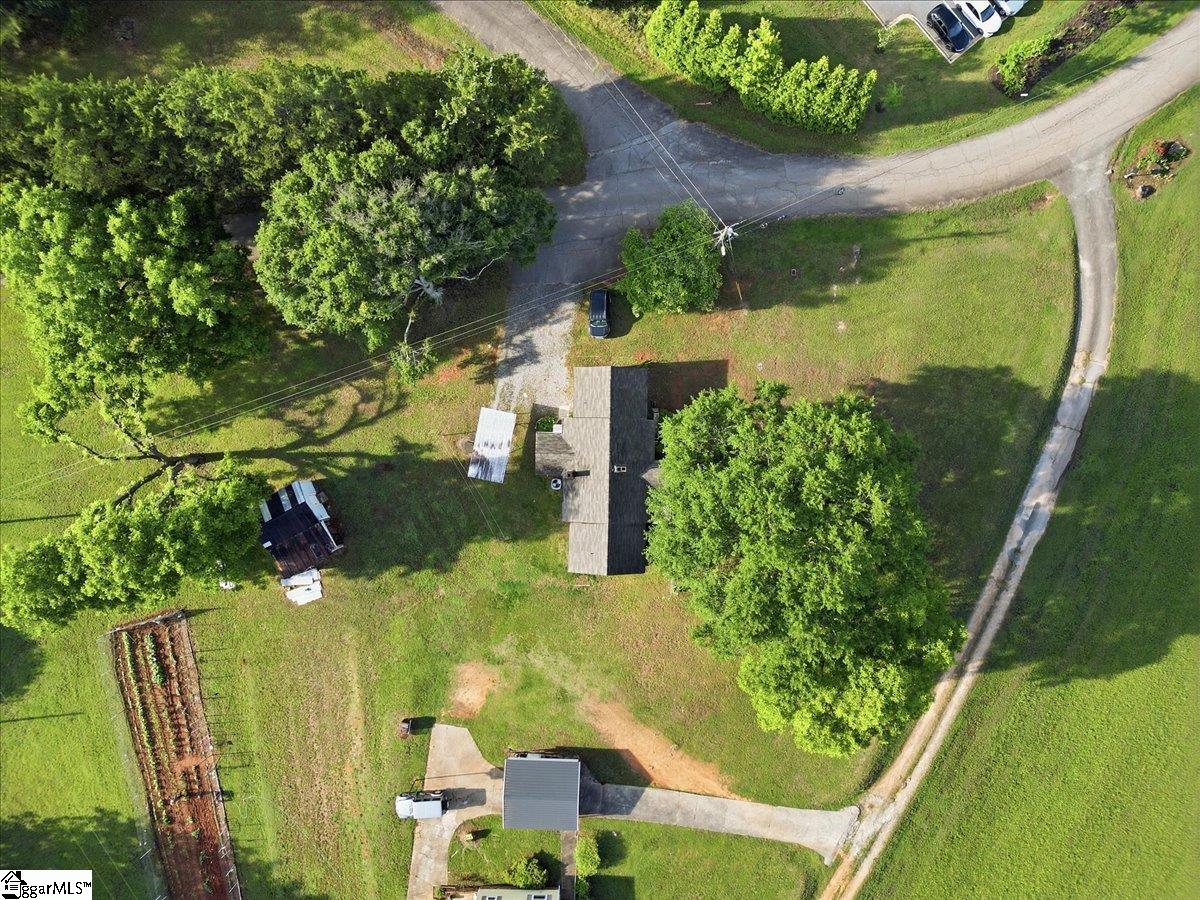203 Jackson Drive Property Photo 9