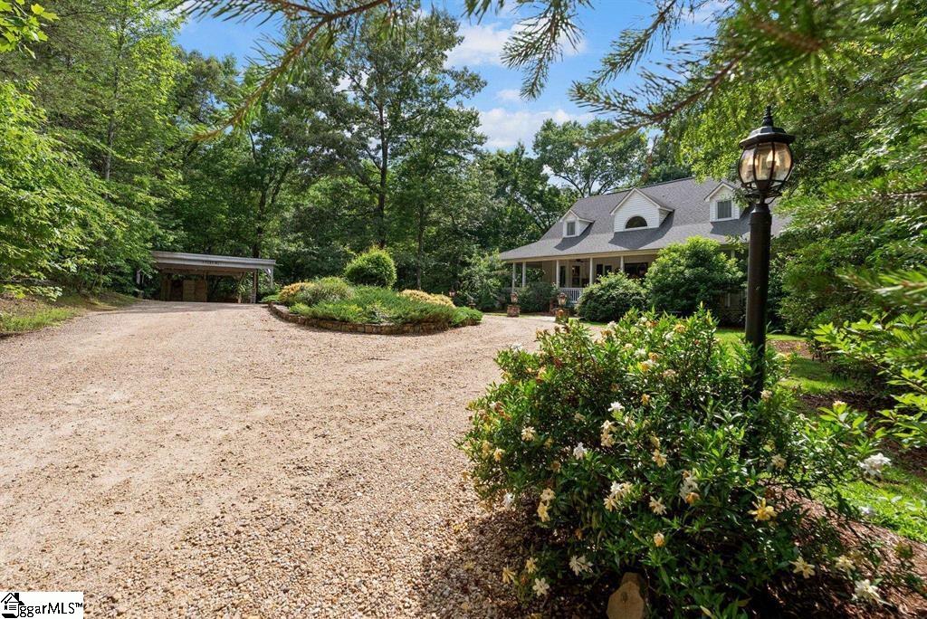 175 Green Hills Road Property Photo 2