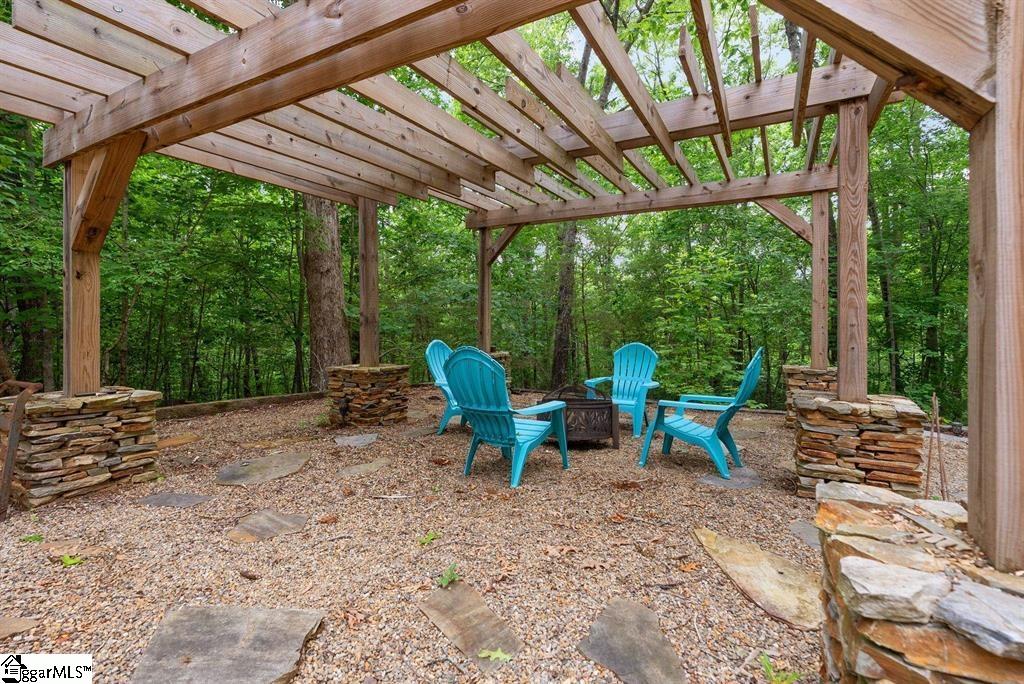 175 Green Hills Road Property Photo 6