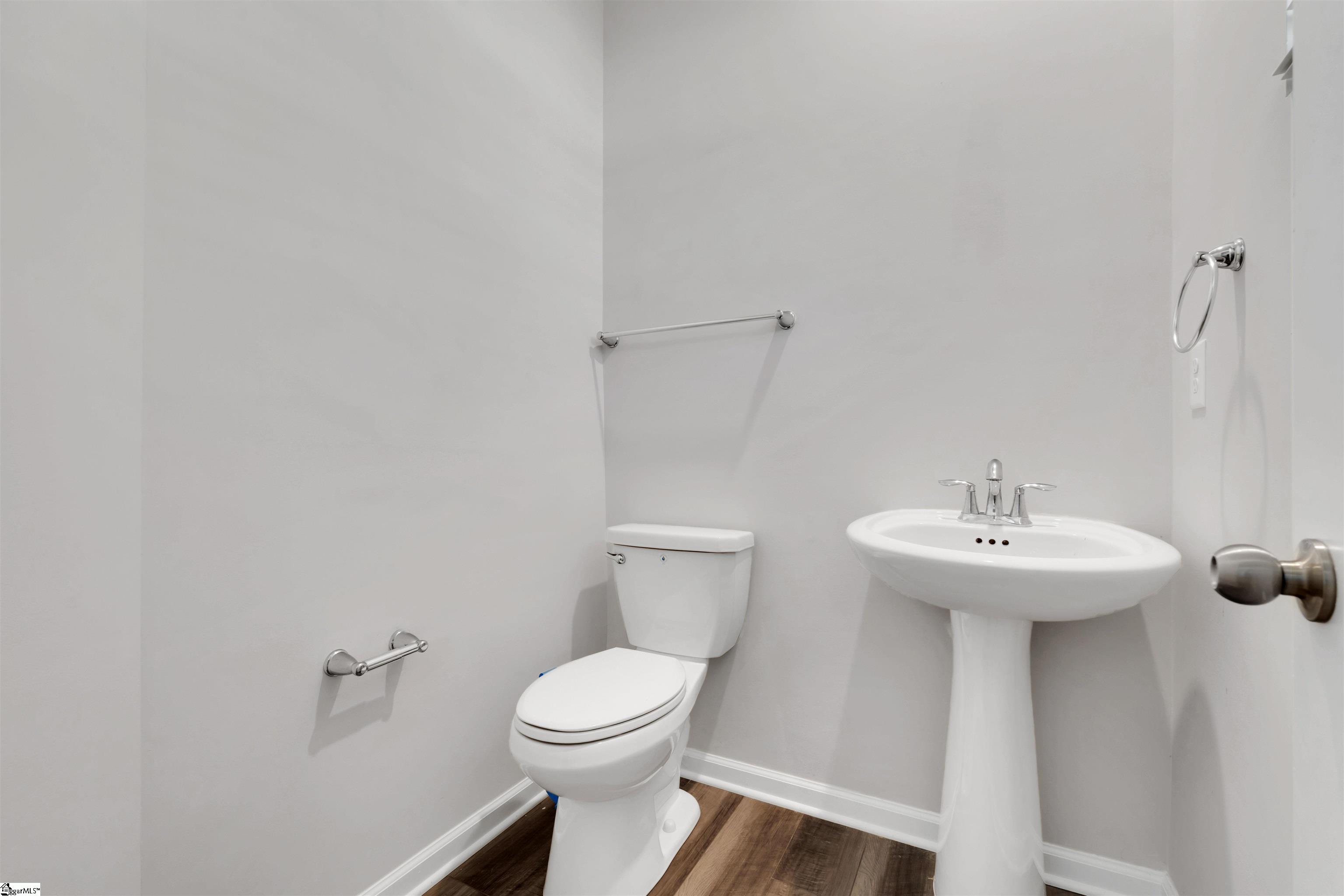 309 E Compass Way Property Photo 11