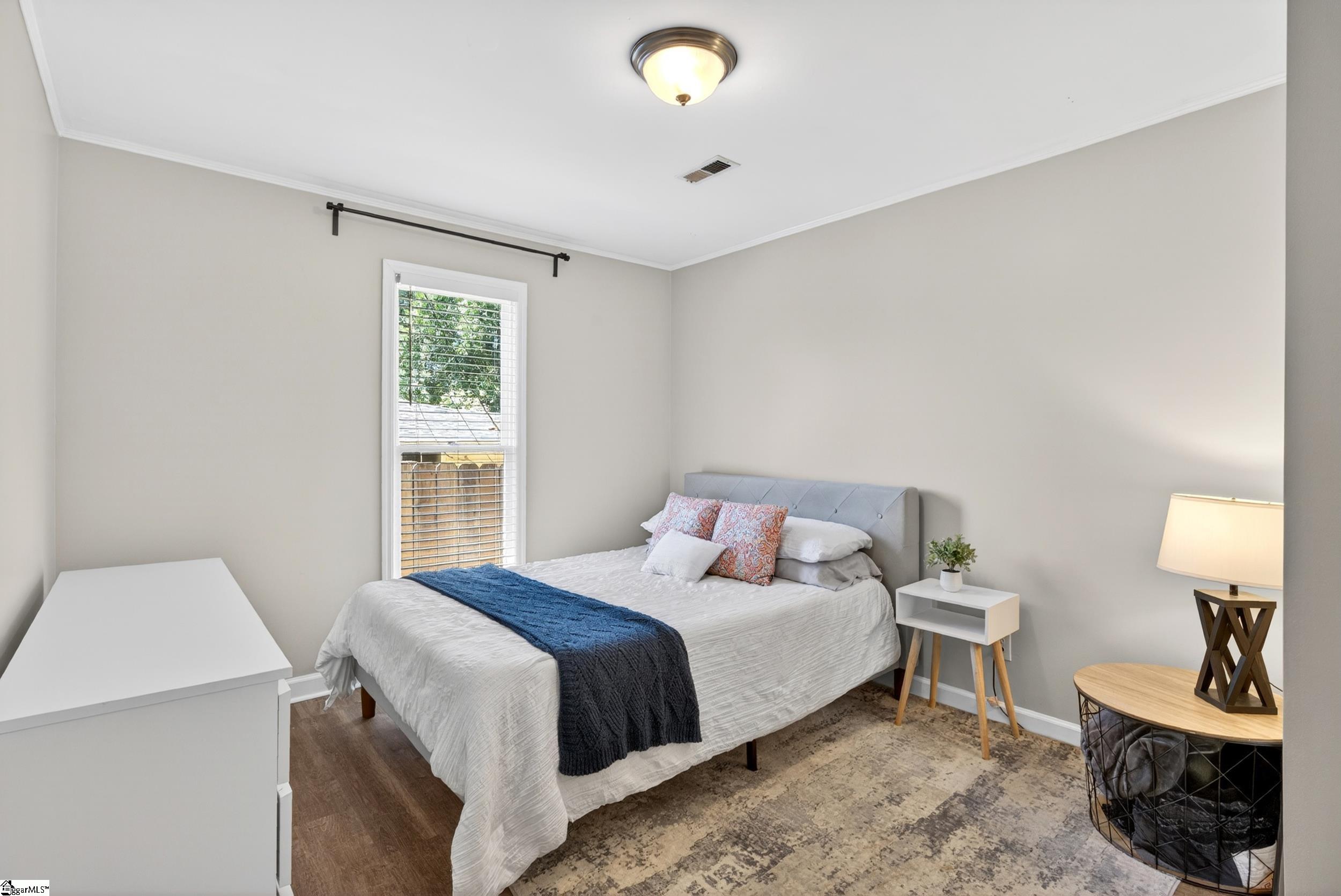 7 Burns Circle Property Photo 12