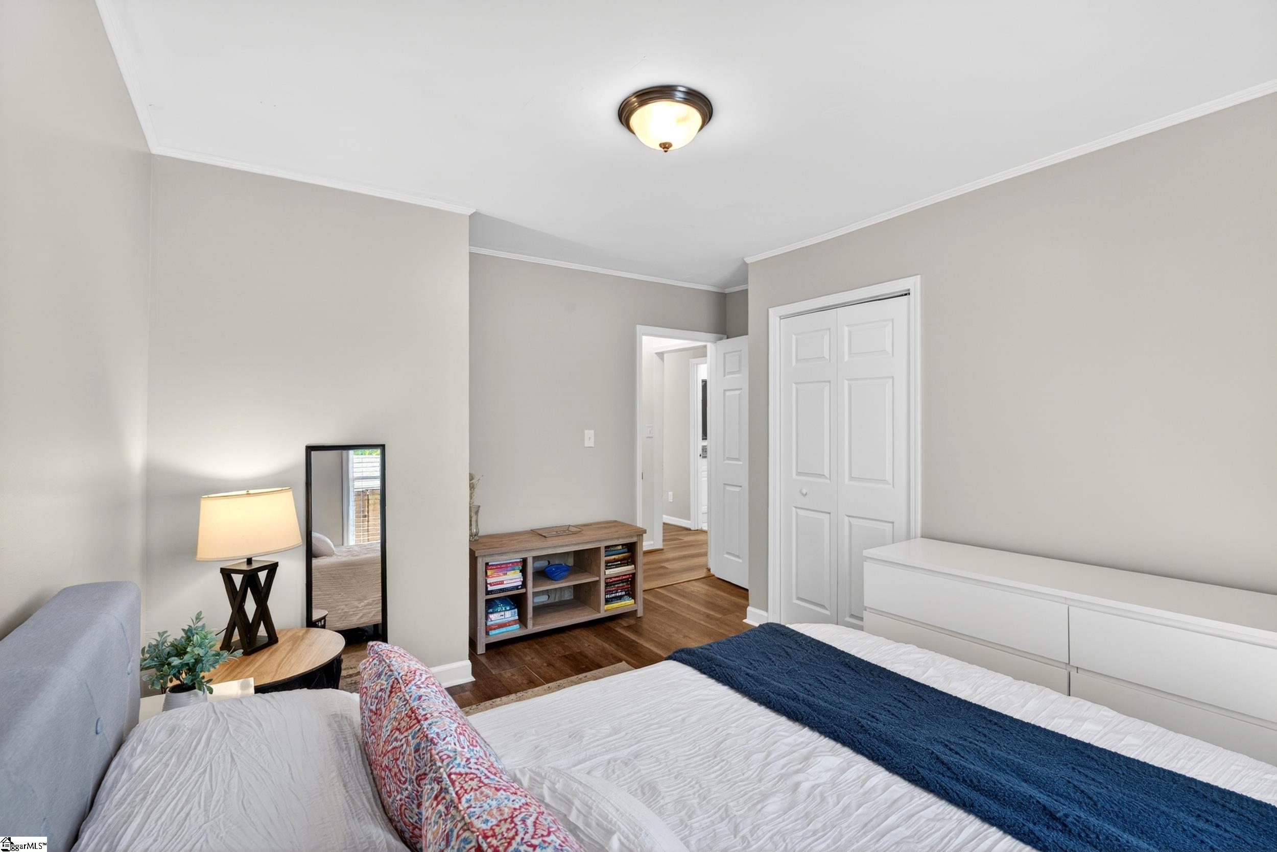 7 Burns Circle Property Photo 13
