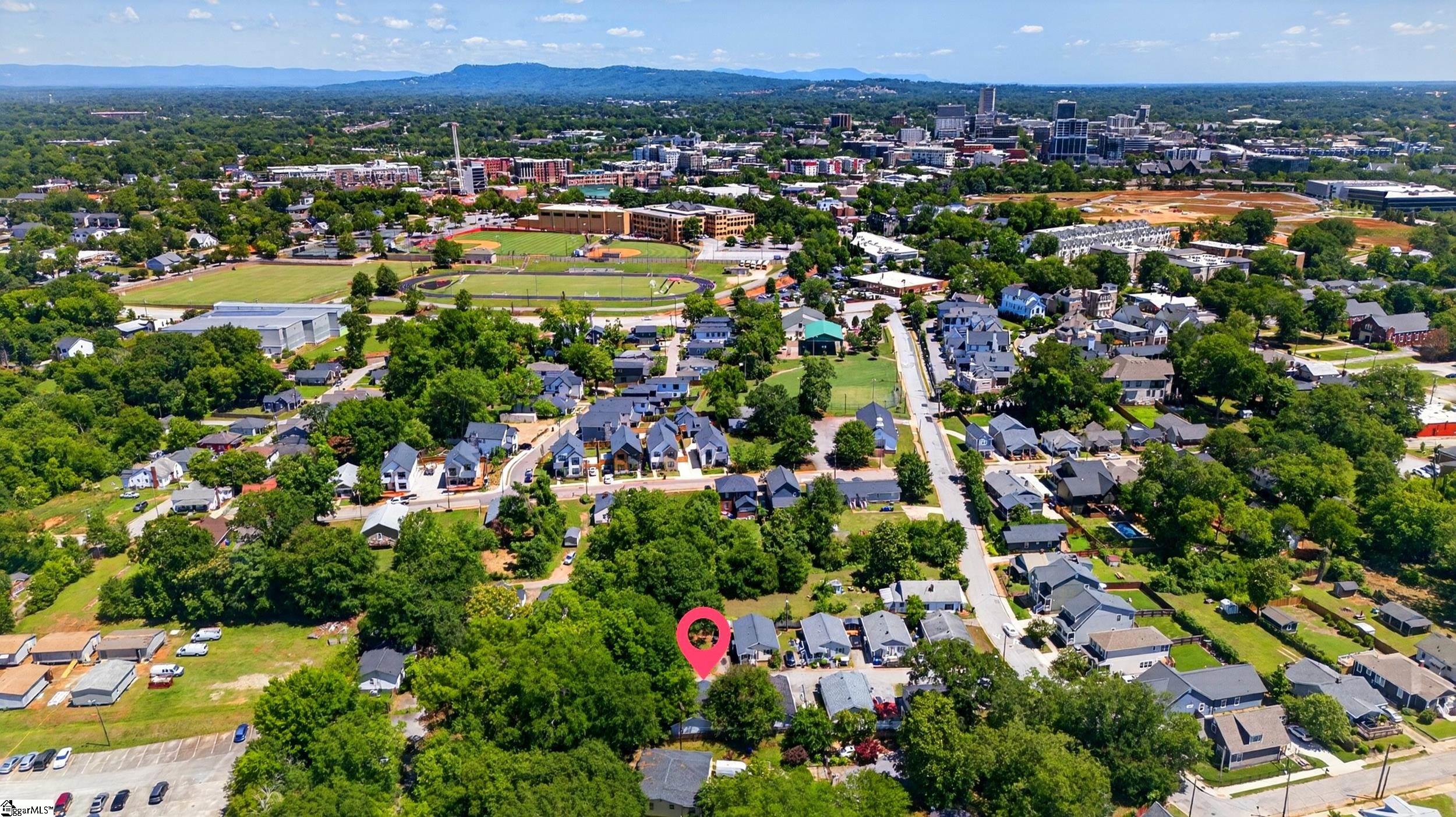 7 Burns Circle Property Photo 18