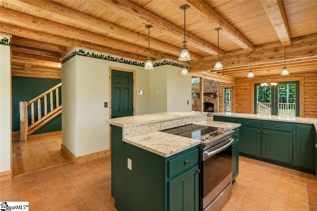 414 Devon Way Property Photo 11