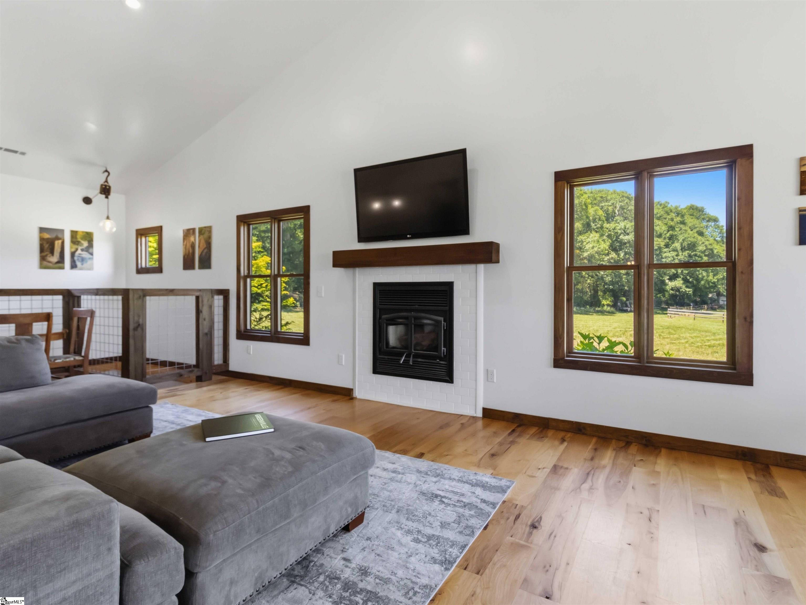 267 Christmastree Lane Property Photo 12