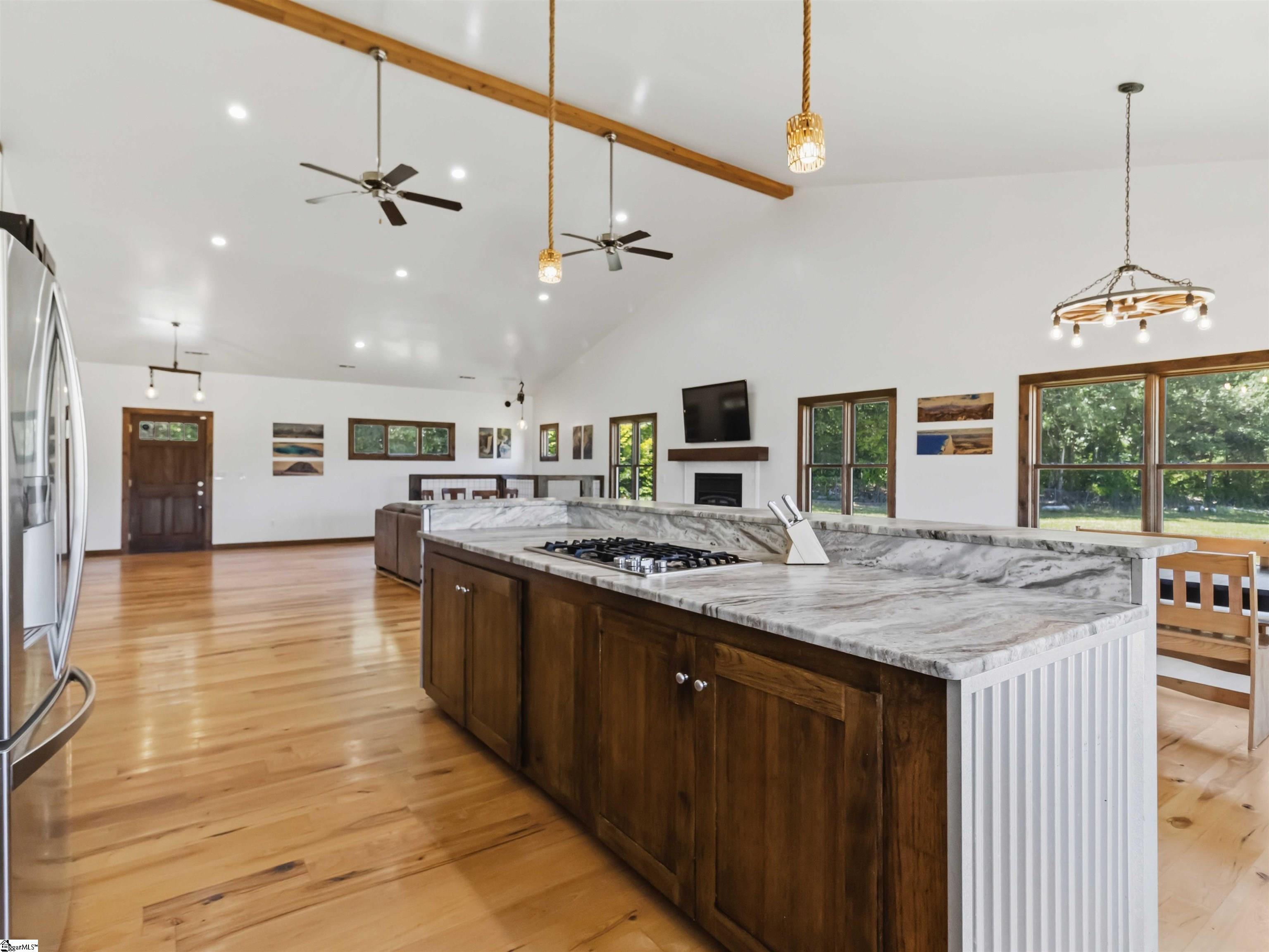 267 Christmastree Lane Property Photo 17