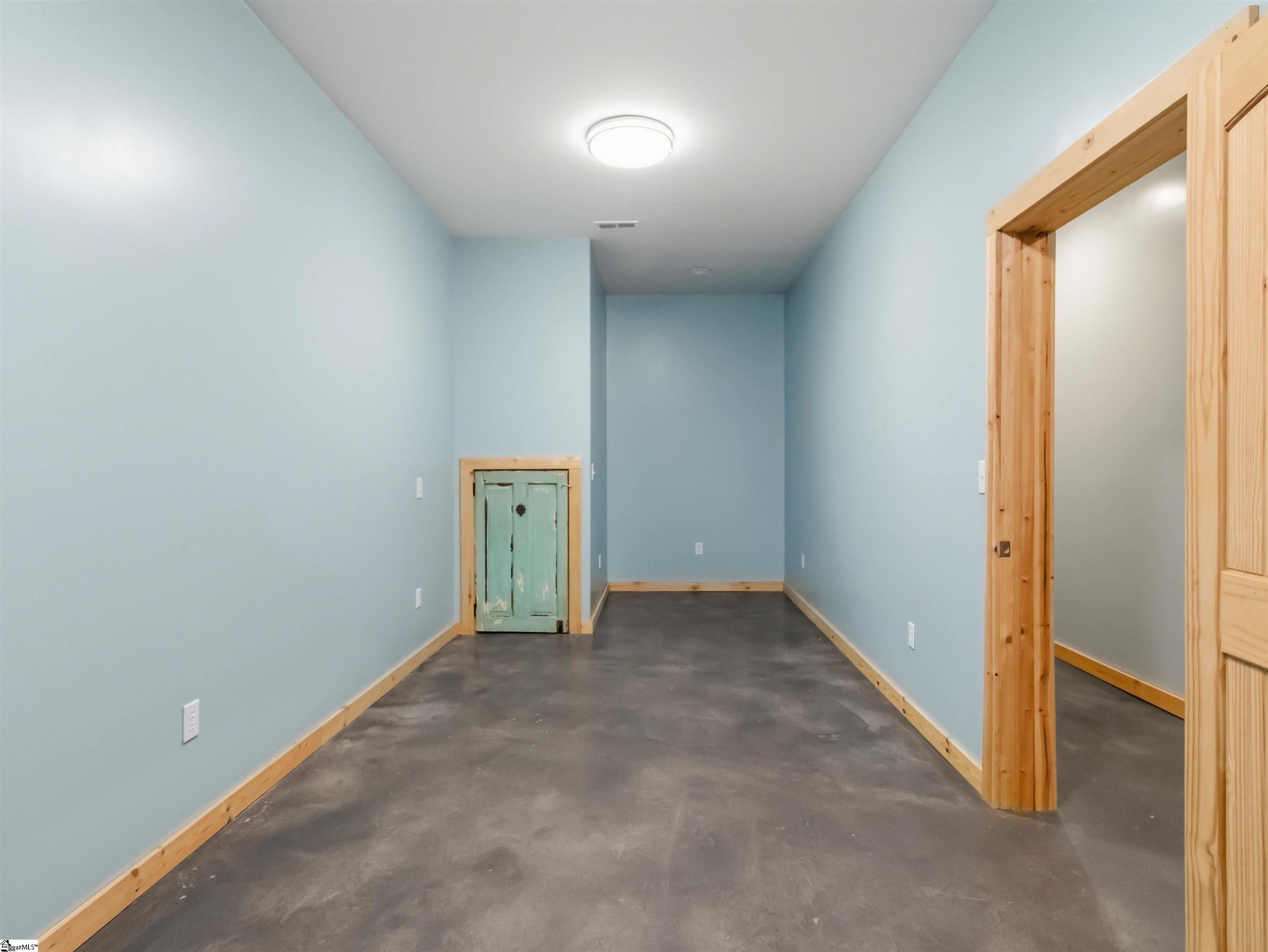 267 Christmastree Lane Property Photo 43