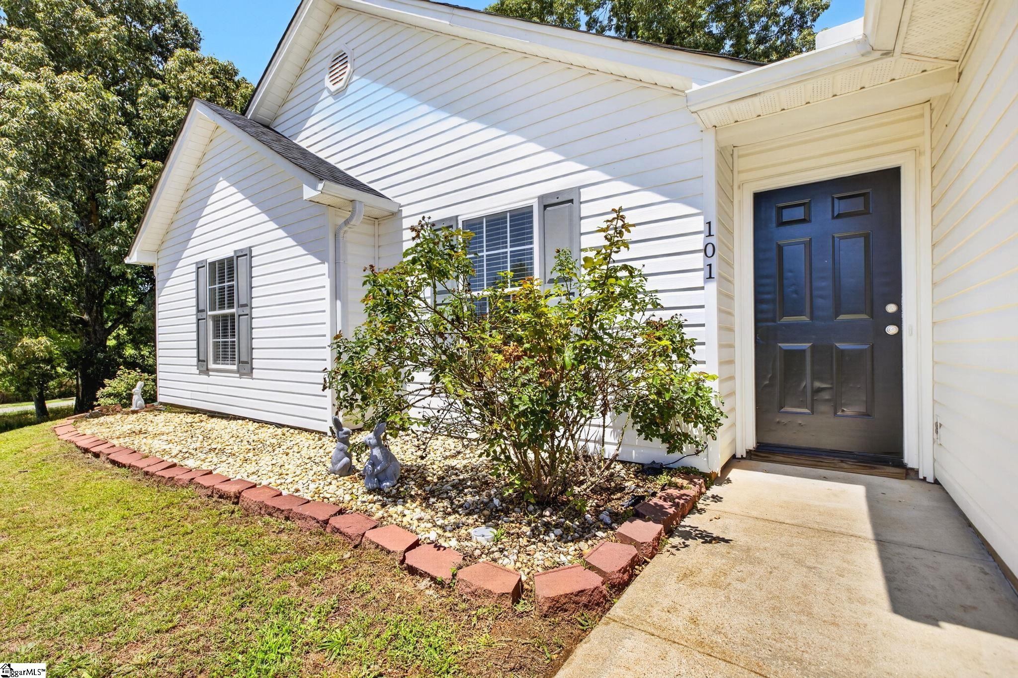101 Perigon Court Property Photo 4