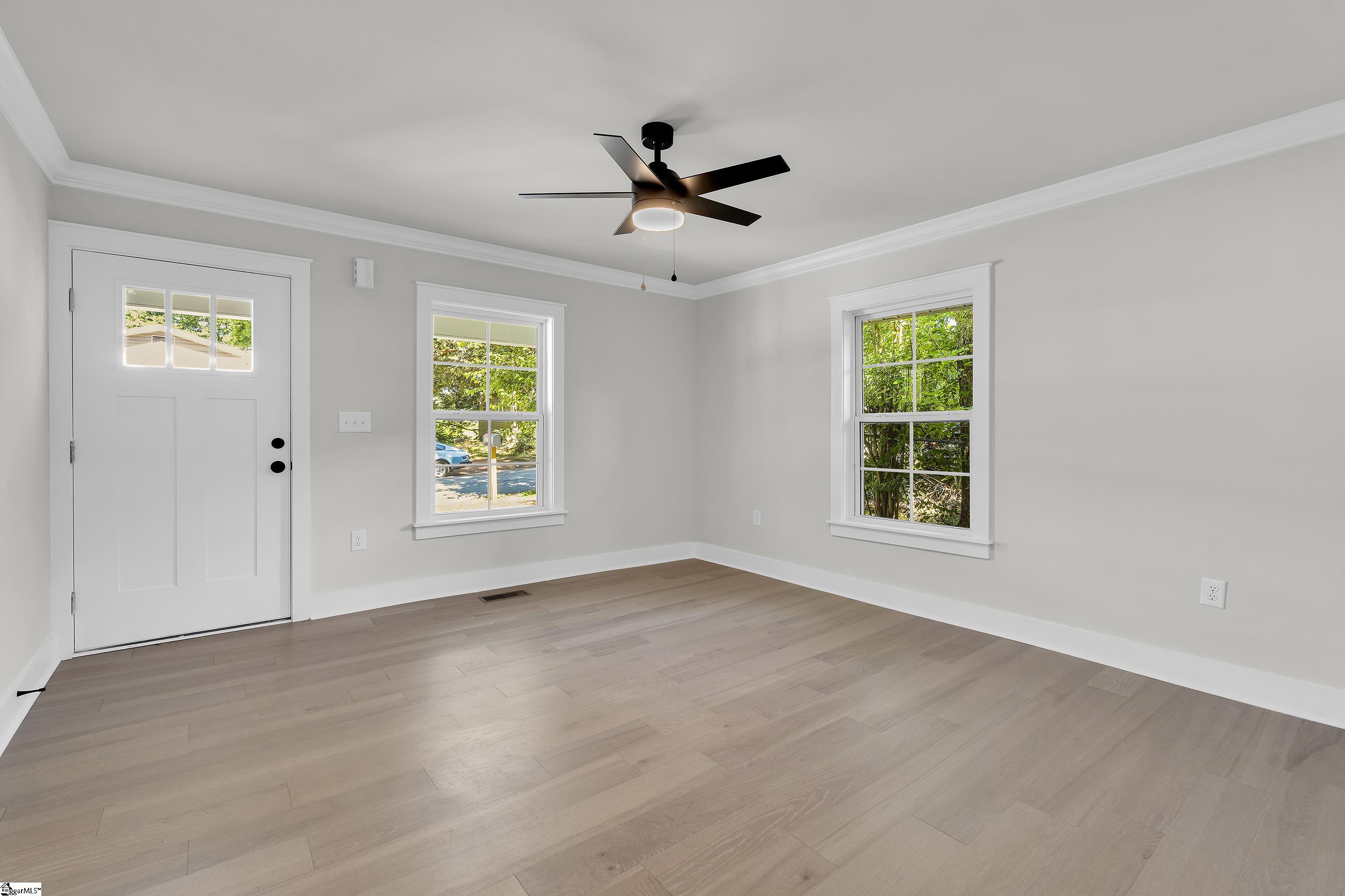 110 Mcdade Street Property Photo 2
